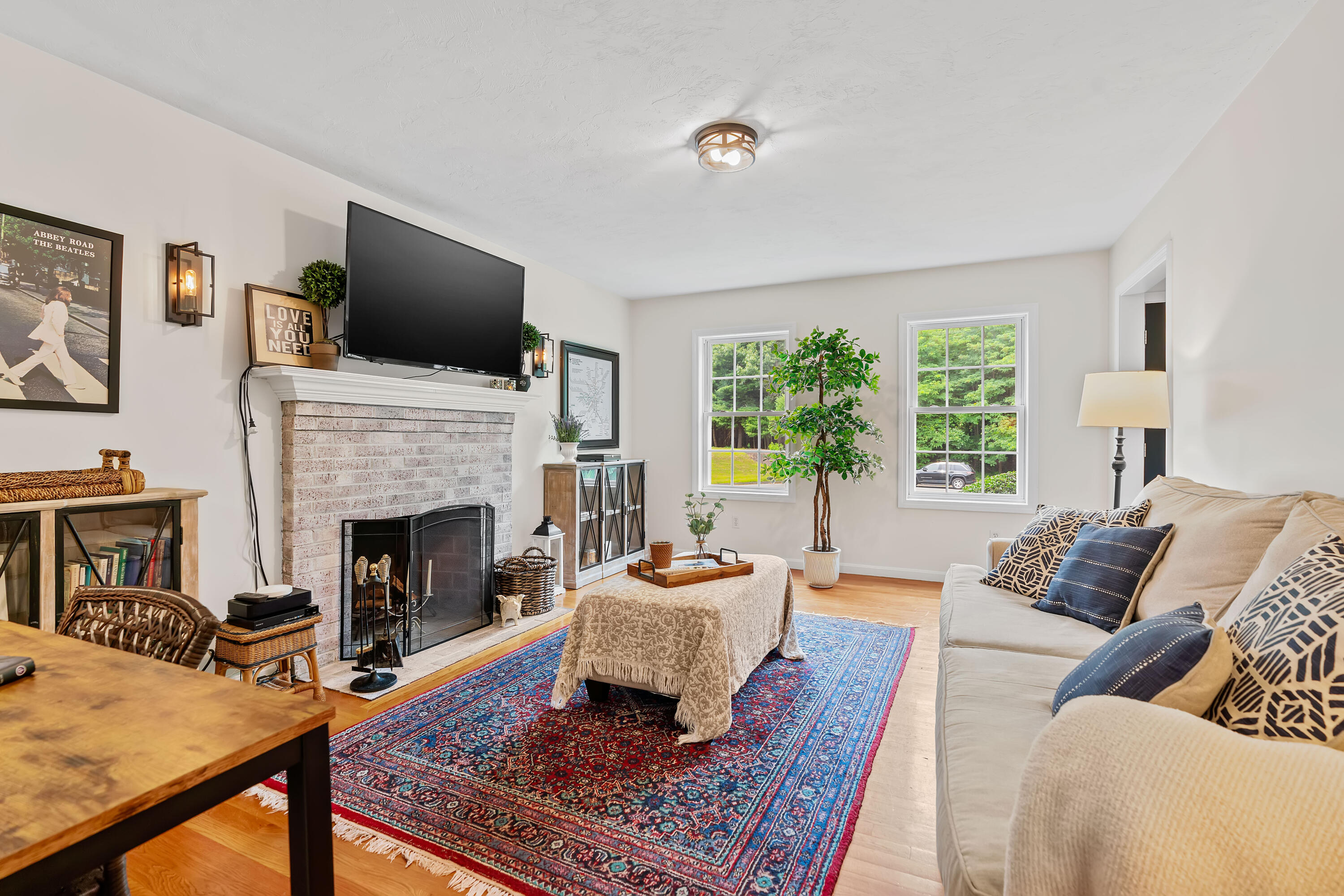  2 Ture Lane, Holbrook, MA, 02343 - 物件實景