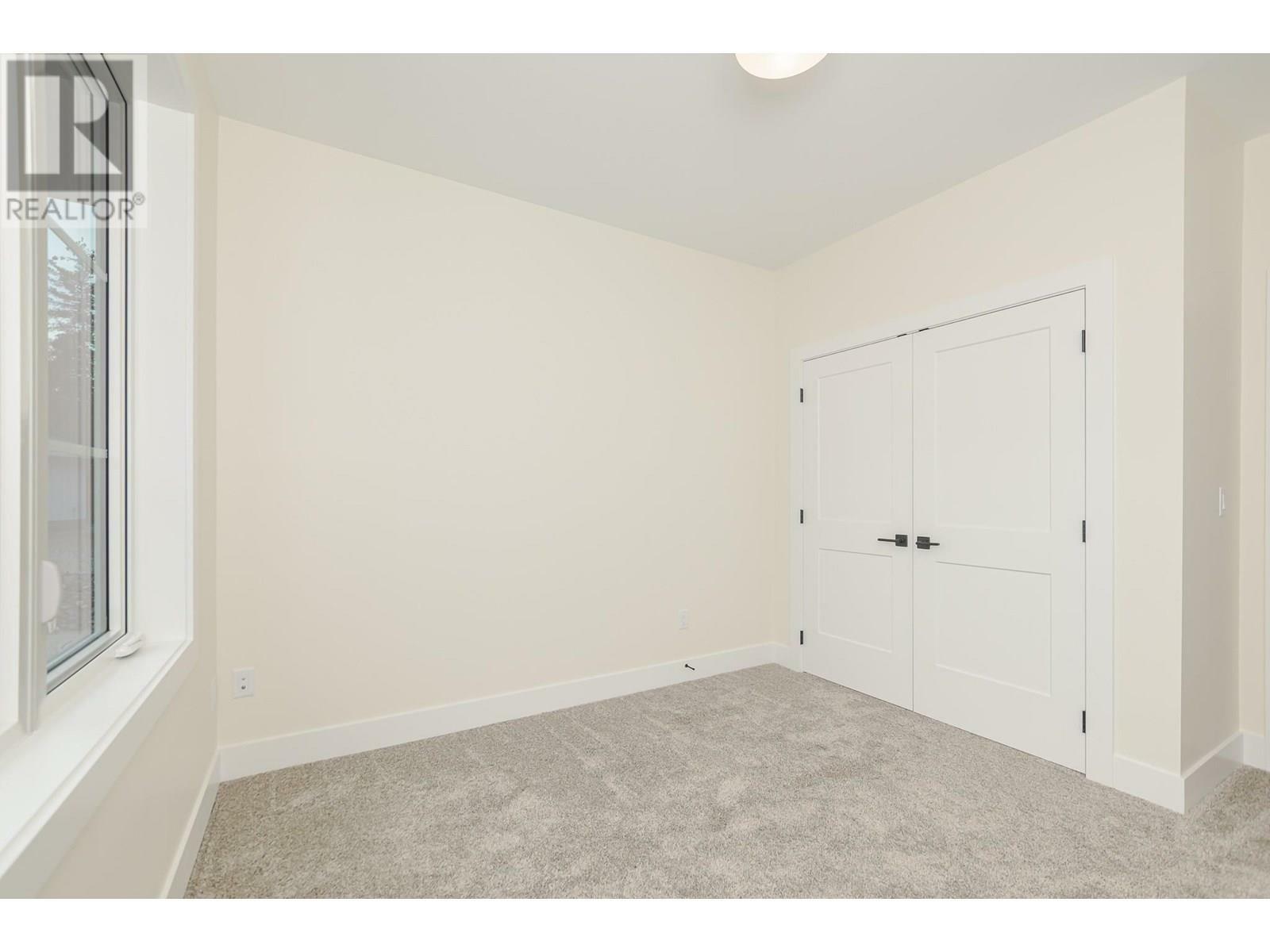 BLIND BAY, British Columbia, V0E 1H0, CA, 3 Bedrooms Bedrooms, ,2 BathroomsBathrooms,Residential,For Sale,1836853