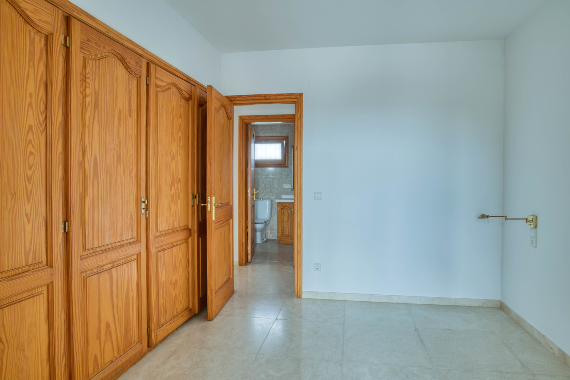  Property with charm and potential with sea and mountain views, Tamariu - 物件實景