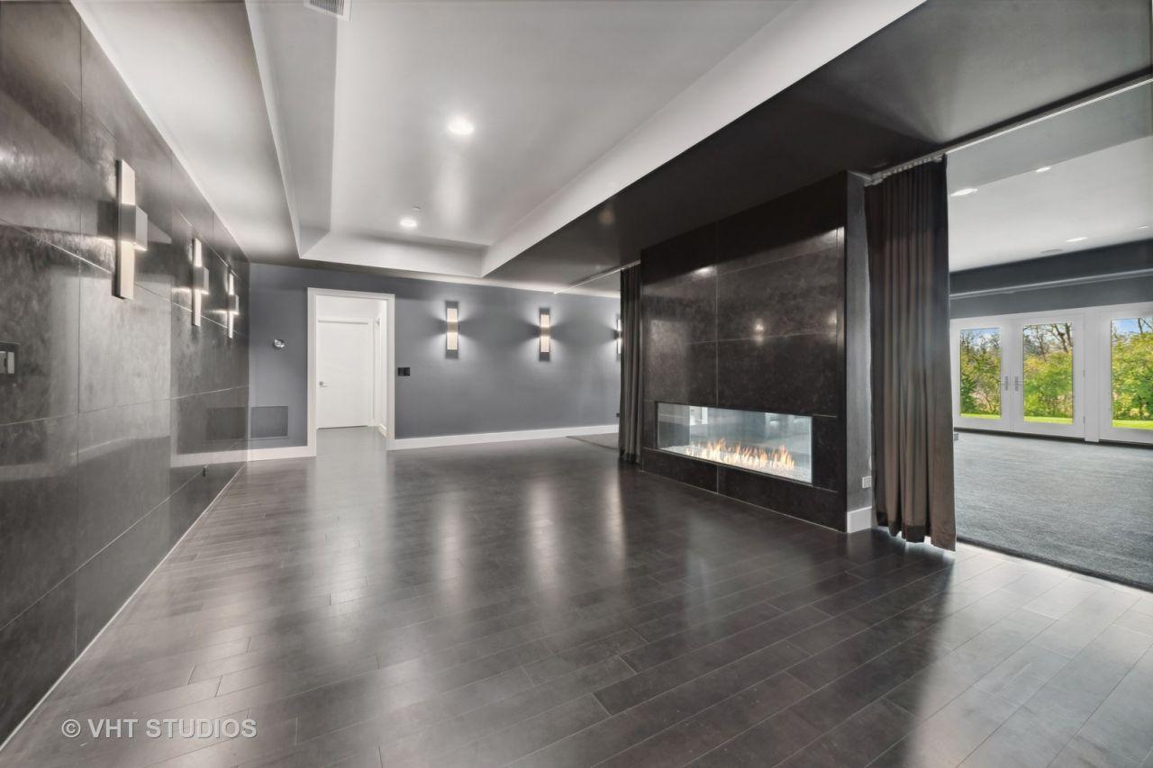 Barrington, Illinois, 60010, United States, 5 Bedrooms Bedrooms, ,5 BathroomsBathrooms,Residential,For Sale,1759208