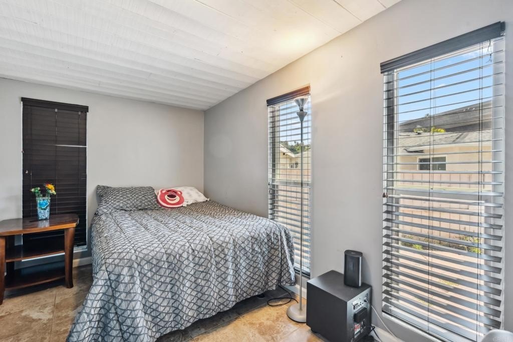 La Mesa, California, 91941, United States, 4 Bedrooms Bedrooms, ,2 BathroomsBathrooms,Residential,For Sale,1988250