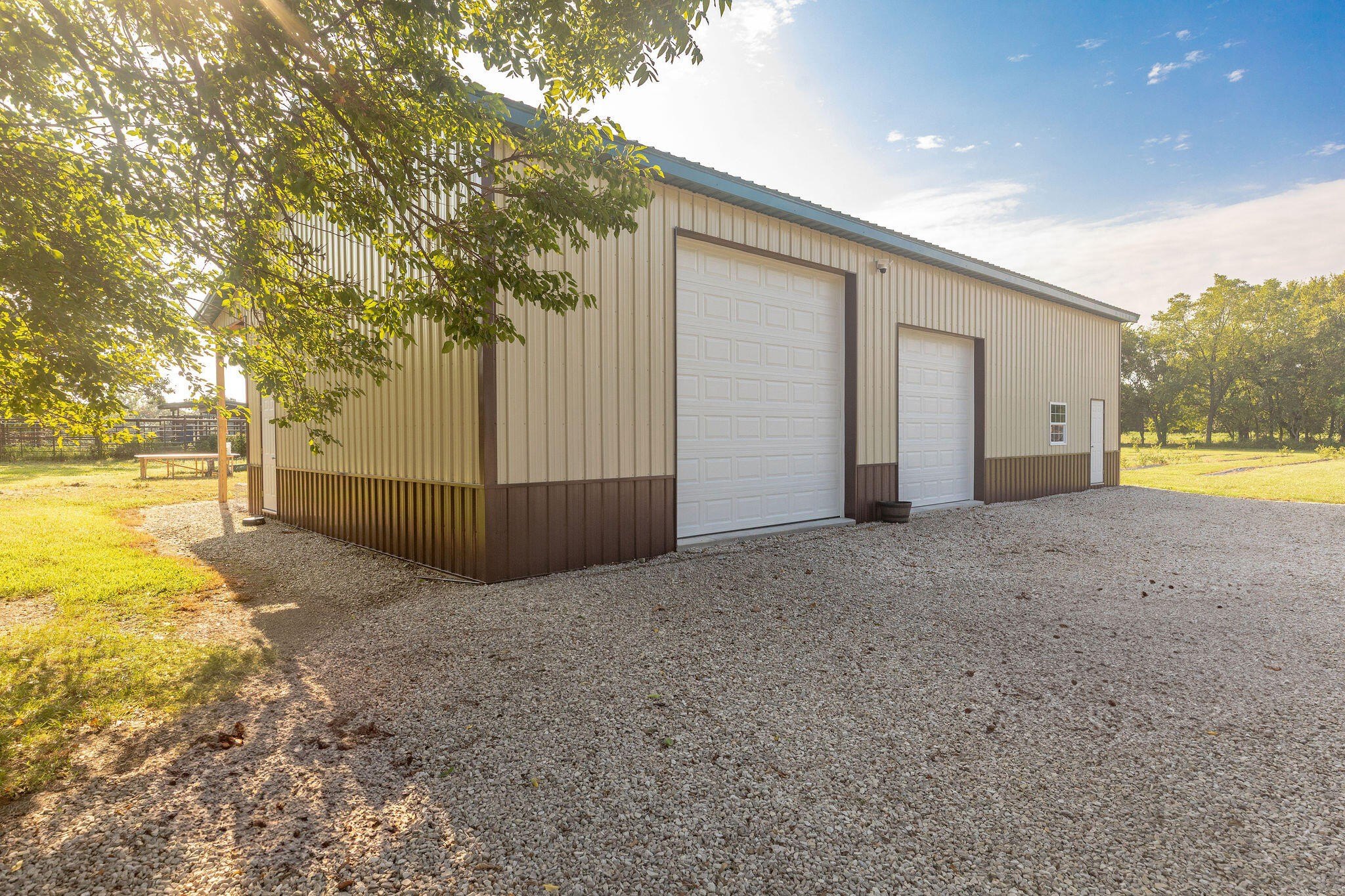 Rogersville, Missouri, 65742, United States, 3 Bedrooms Bedrooms, ,2 BathroomsBathrooms,Residential,For Sale,1979438