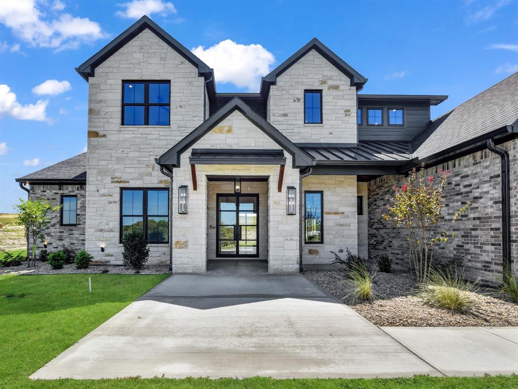 Weatherford, Texas, 76087, United States, 4 Bedrooms Bedrooms, ,4 BathroomsBathrooms,Residential,For Sale,1981455