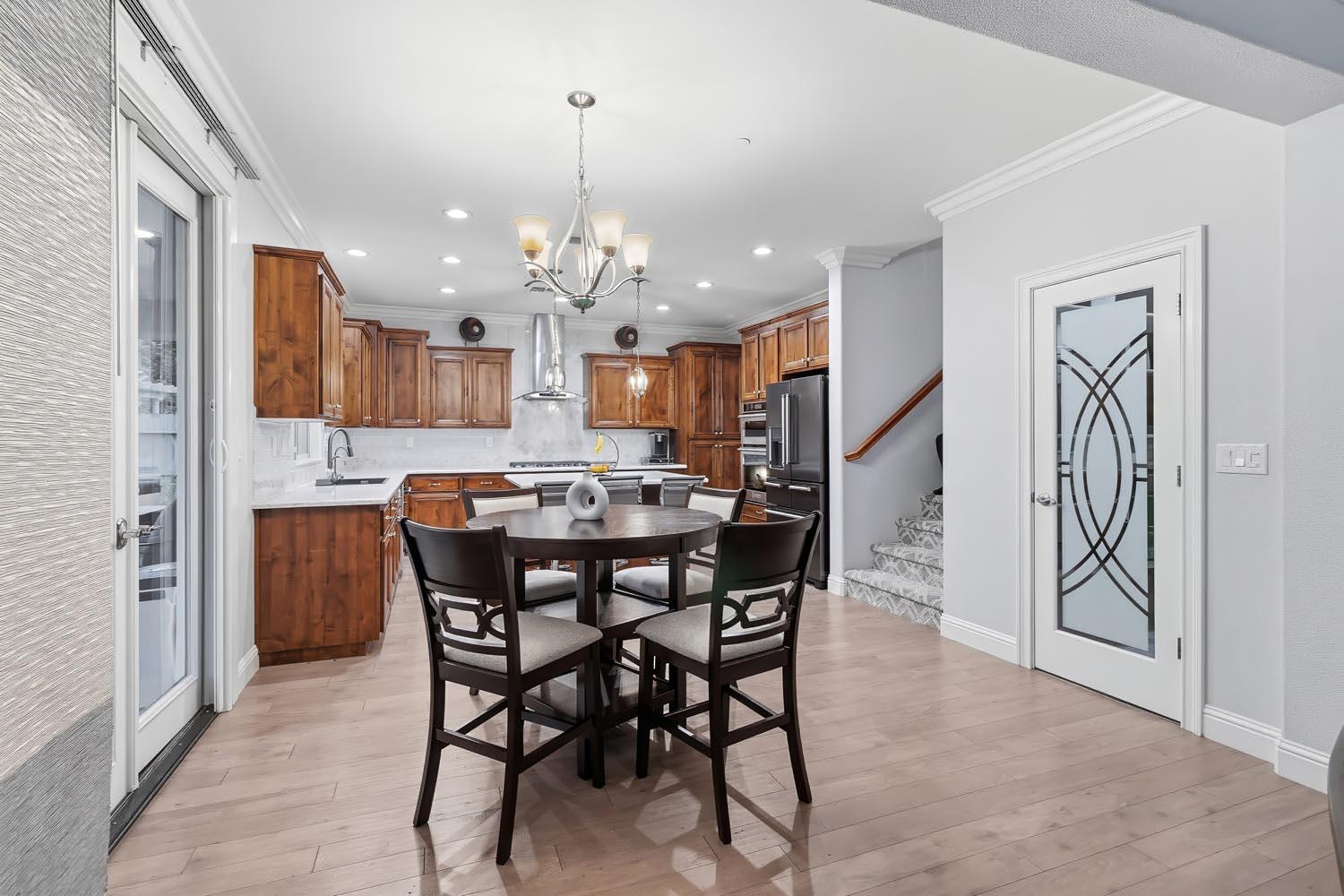 Elk Grove, California, 95757, United States, 5 Bedrooms Bedrooms, ,5 BathroomsBathrooms,Residential,For Sale,2001811