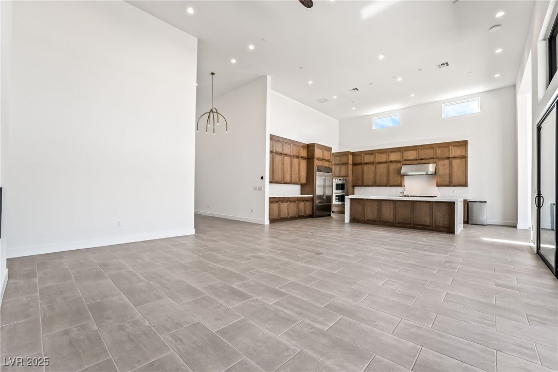 Las Vegas, Nevada, 89135, United States, 4 Bedrooms Bedrooms, ,5 BathroomsBathrooms,Residential,For Sale,1974959