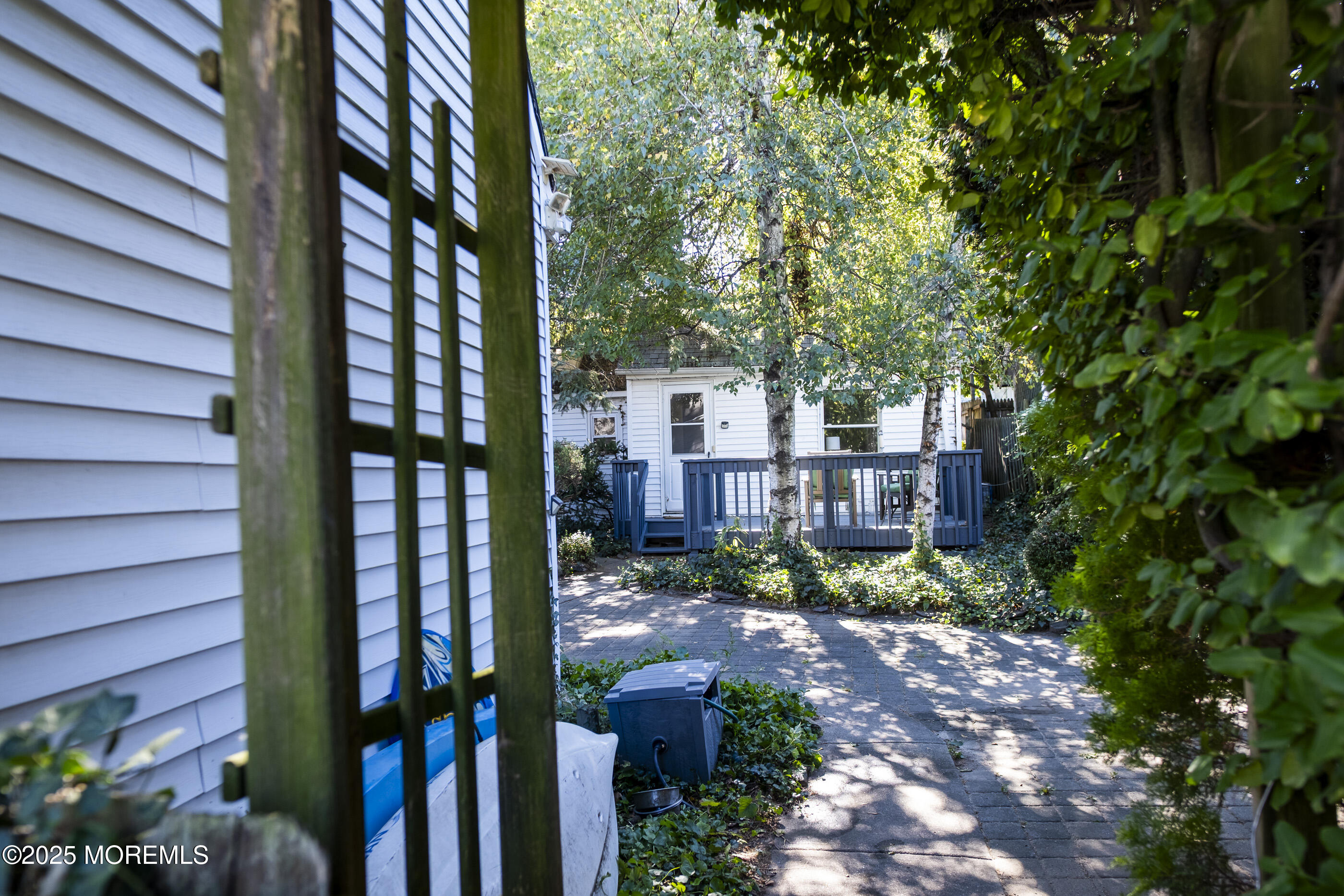 Leonardo, New Jersey, 07737, United States, 4 Bedrooms Bedrooms, ,3 BathroomsBathrooms,Residential,For Sale,1989142