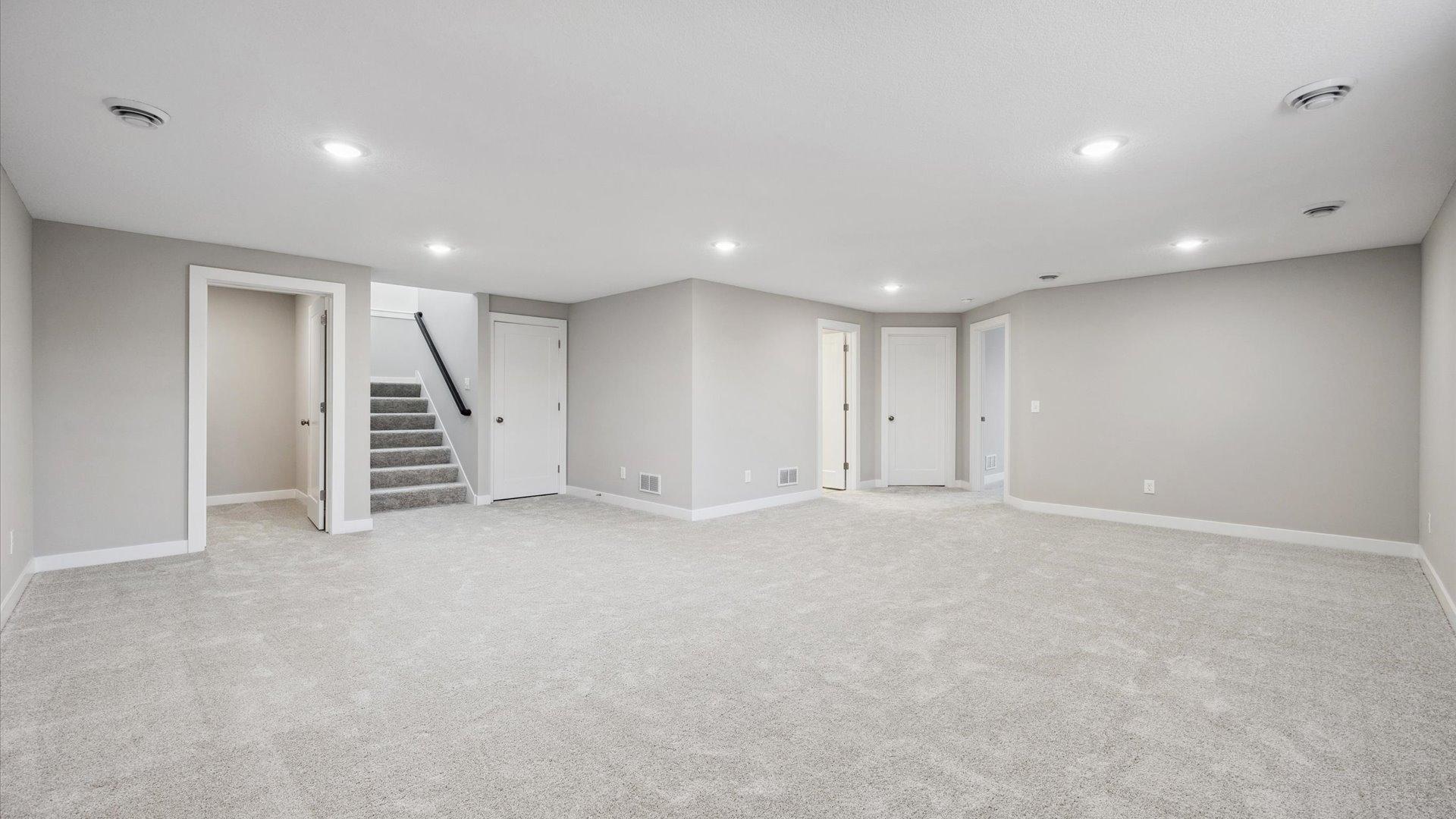 Woodbury, Minnesota, 55129, United States, 4 Bedrooms Bedrooms, ,2 BathroomsBathrooms,Residential,For Sale,1736697