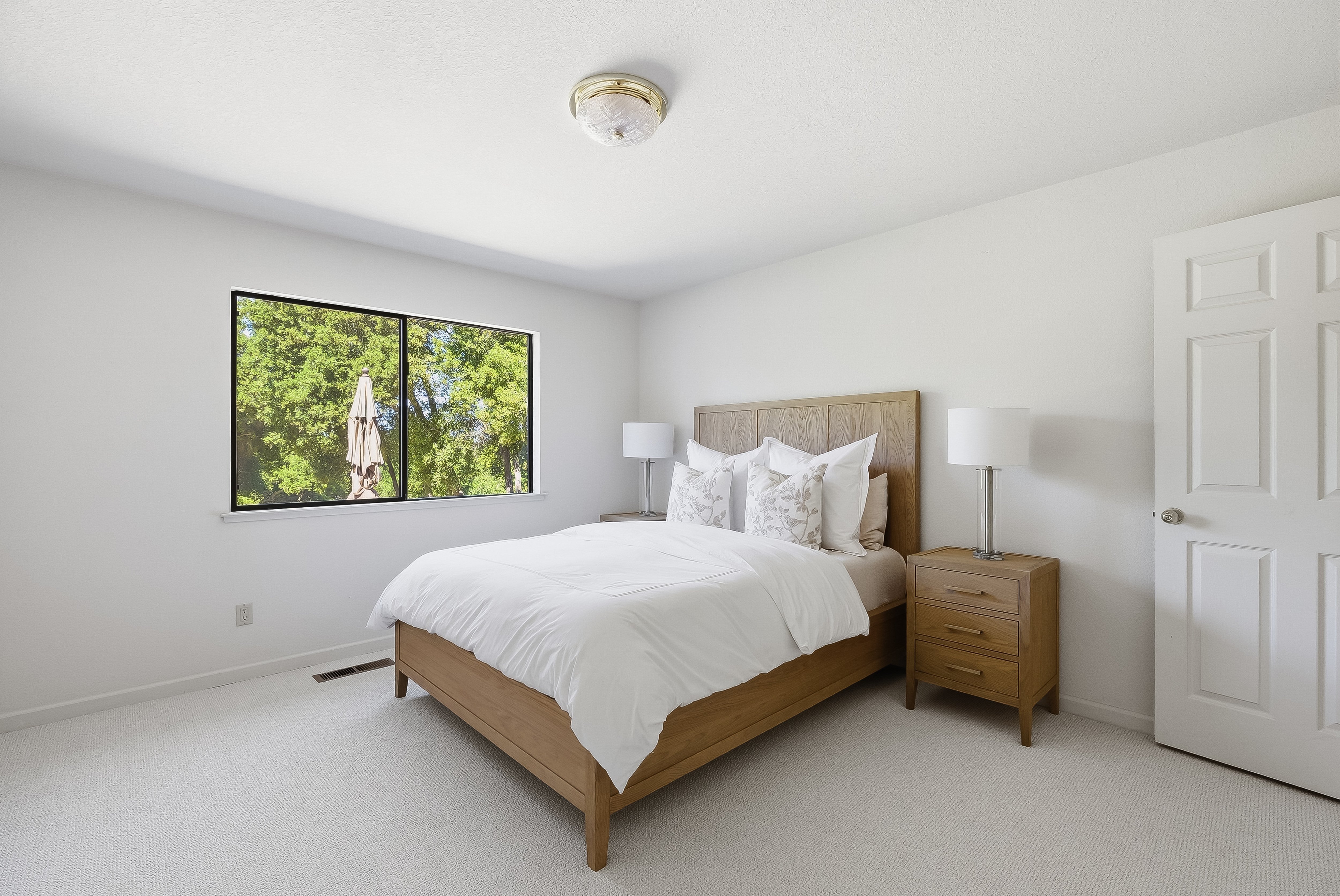  More Than 2.7 Acres of Privacy and Potential with Palo Alto Schools - 物件實景