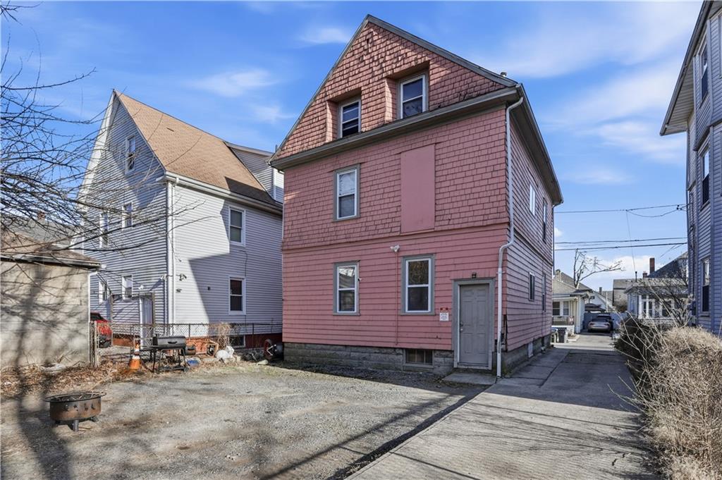 Providence, Rhode Island, 02905, United States, 5 Bedrooms Bedrooms, ,3 BathroomsBathrooms,Residential,For Sale,2036565