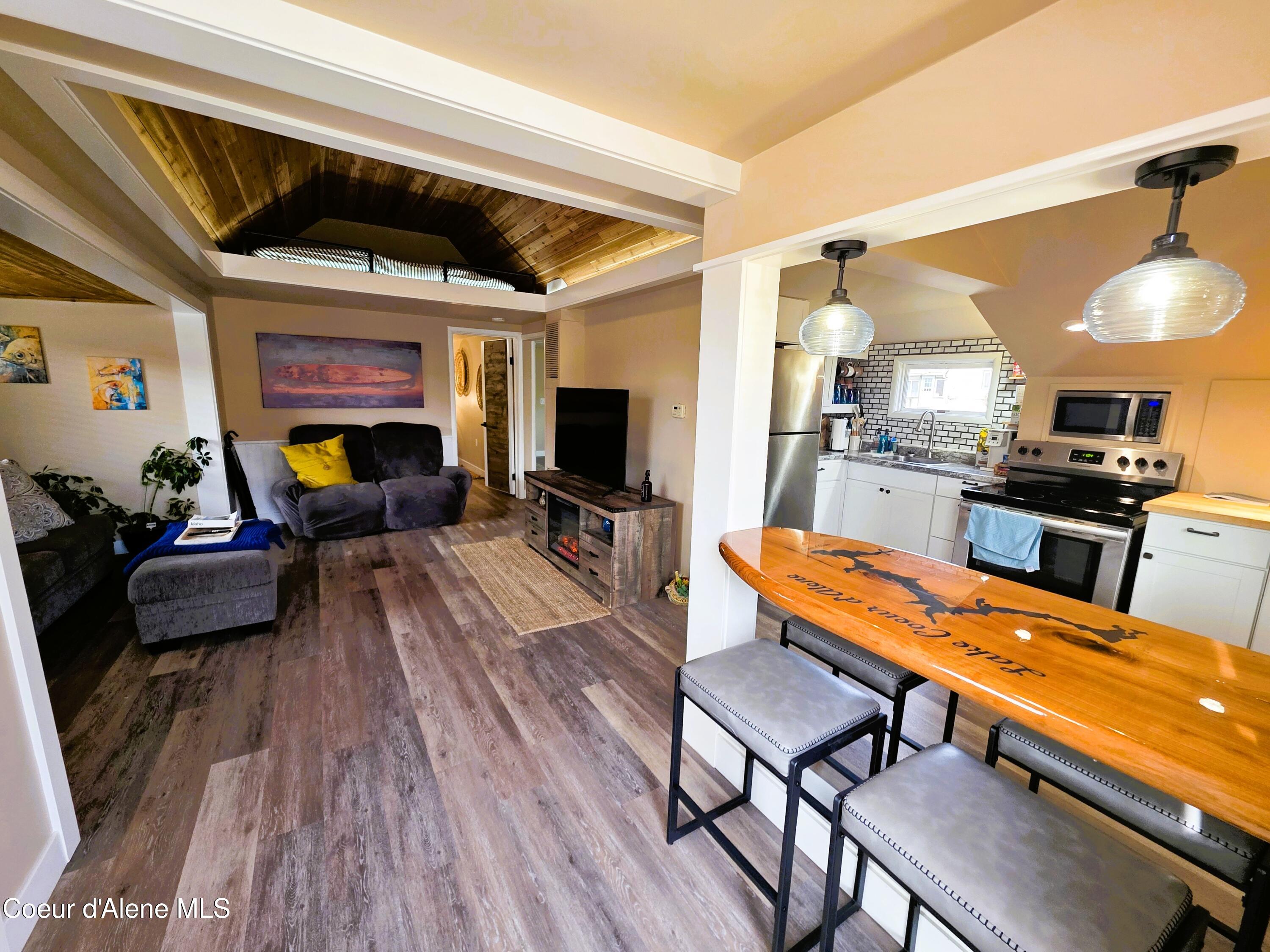 1st St, Coeur D Alene, ID 83814