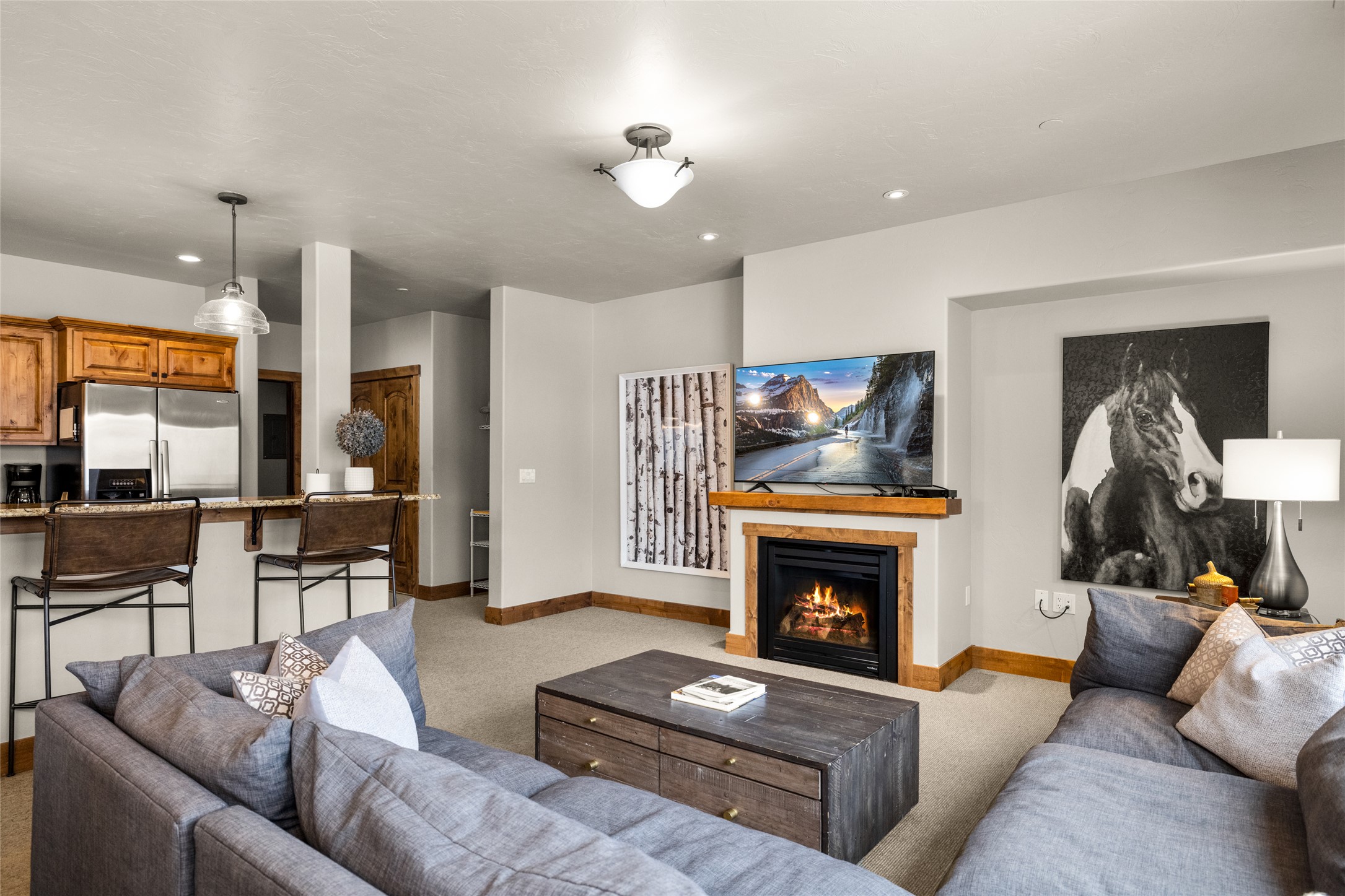  3820 Tamarack Avenue, 200 - 物件實景
