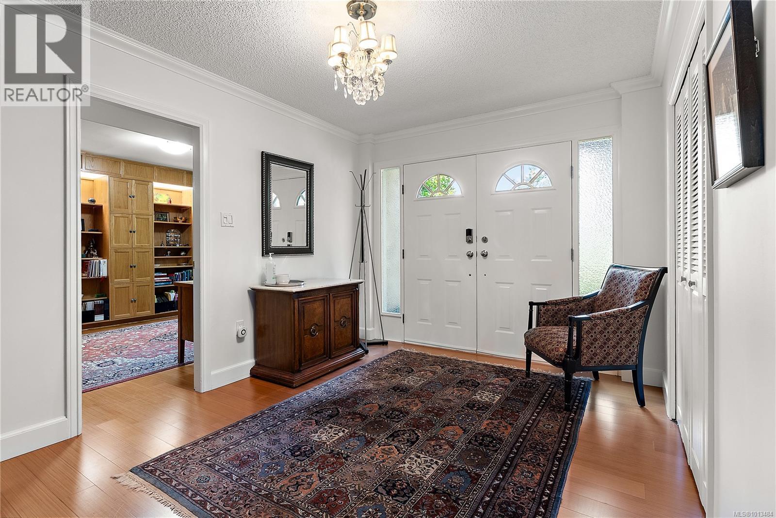 NORTH SAANICH, British Columbia, V8L 5J4, CA, 5 Bedrooms Bedrooms, ,3 BathroomsBathrooms,Residential,For Sale,1949643