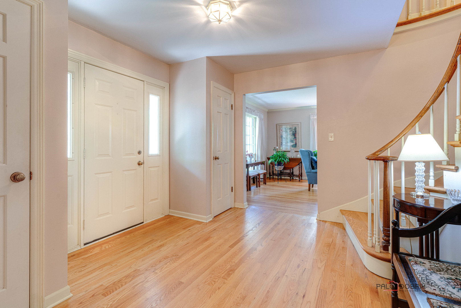 Arlington Heights, Illinois, 60005, United States, 4 Bedrooms Bedrooms, ,3 BathroomsBathrooms,Residential,For Sale,1919635