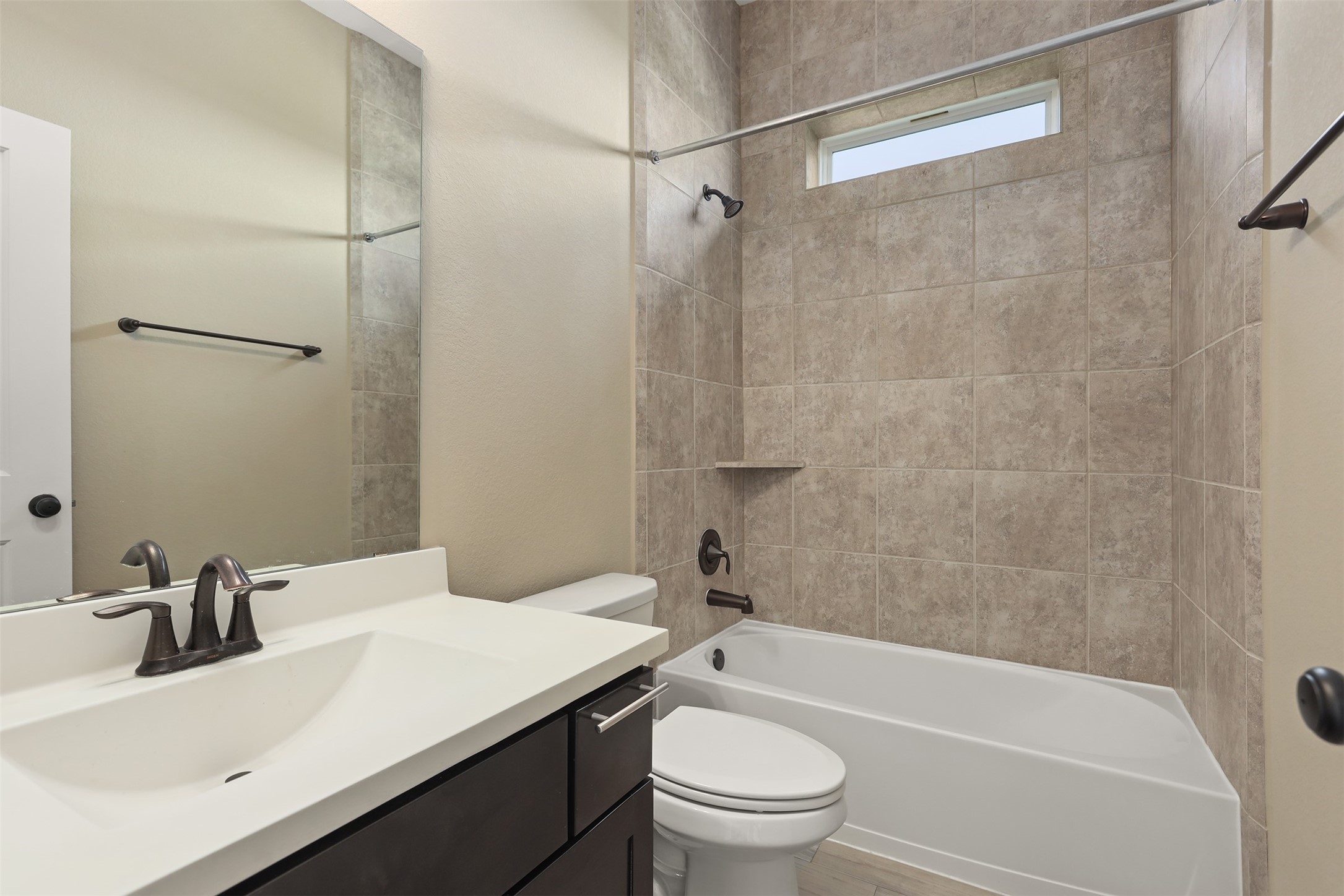 Texas City, Texas, 77590, United States, 3 Bedrooms Bedrooms, ,3 BathroomsBathrooms,Residential,For Sale,1911937