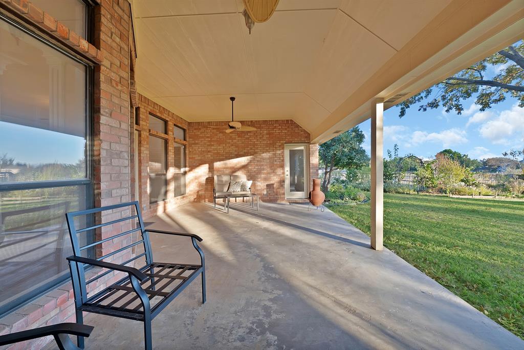 Mansfield, Texas, 76063, United States, 4 Bedrooms Bedrooms, ,3 BathroomsBathrooms,Residential,For Sale,1990790