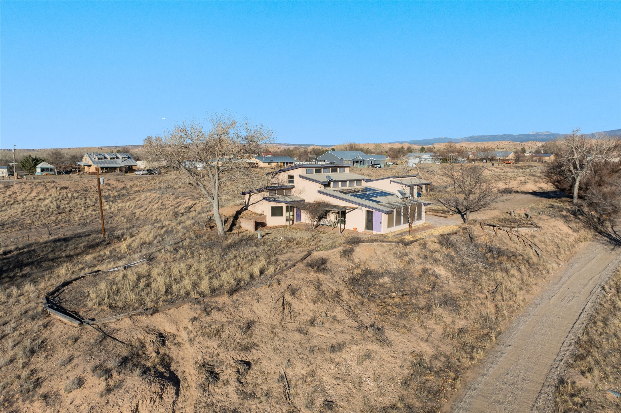  76 & 78 County Road 114 - 物件實景