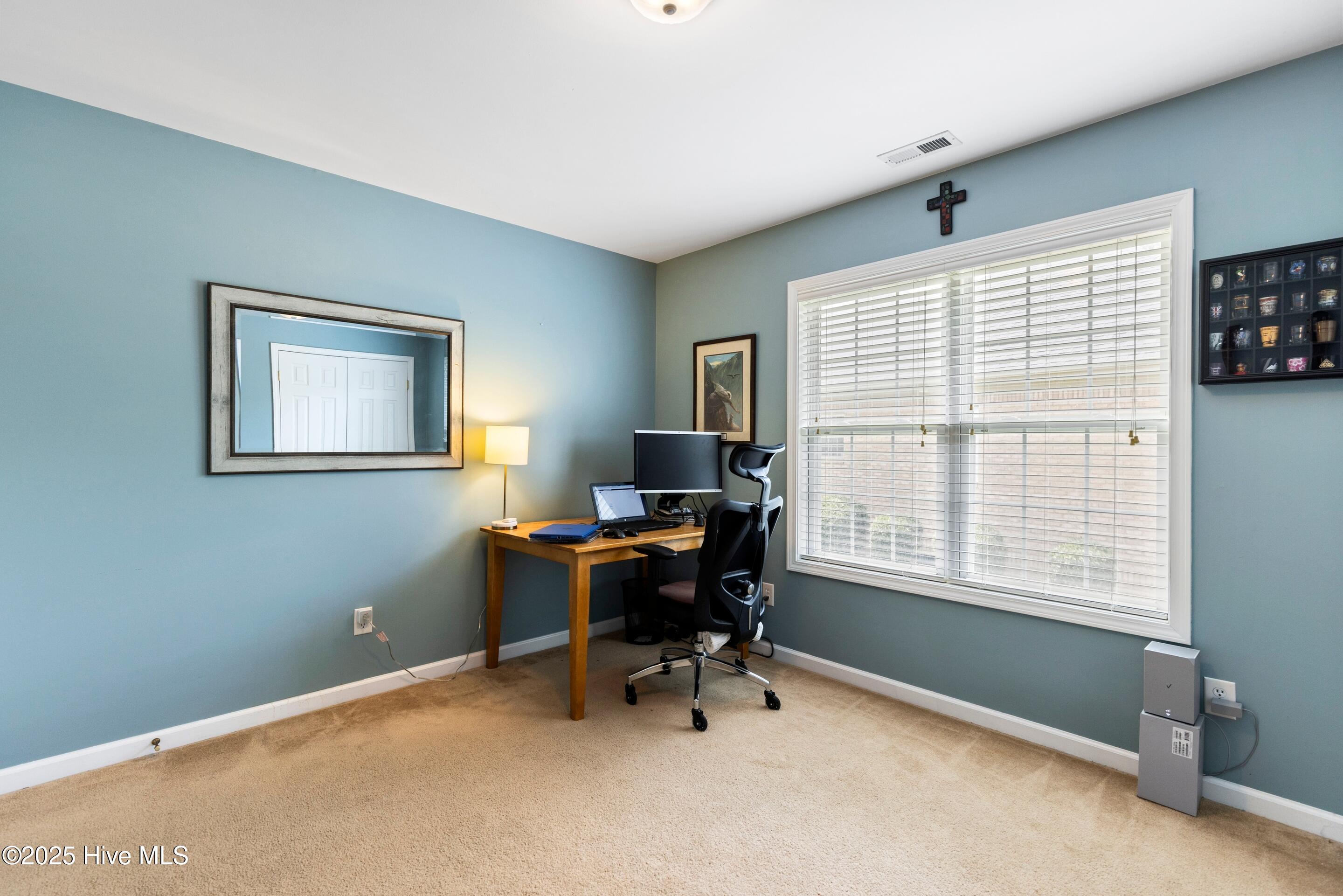 Wilmington, North Carolina, 28409, United States, 4 Bedrooms Bedrooms, ,3 BathroomsBathrooms,Residential,For Sale,1898708