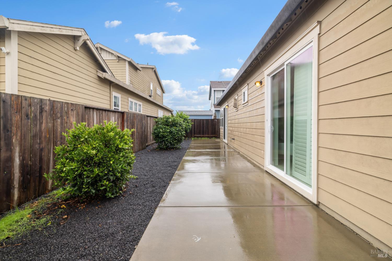 Santa Rosa, California, 95407, United States, 3 Bedrooms Bedrooms, ,2 BathroomsBathrooms,Residential,For Sale,1988541