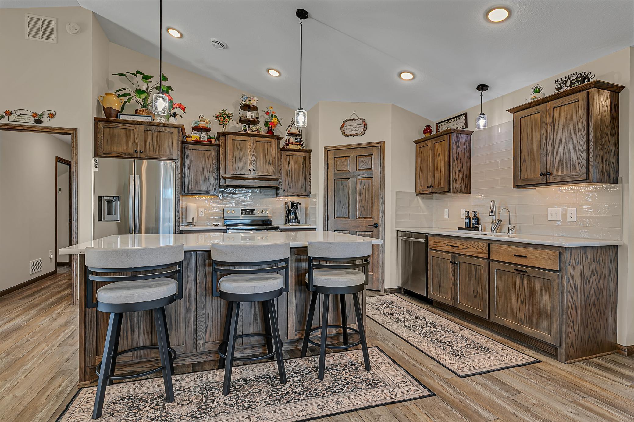 Saint Joseph, Minnesota, 56374, United States, 3 Bedrooms Bedrooms, ,2 BathroomsBathrooms,Residential,For Sale,1988630