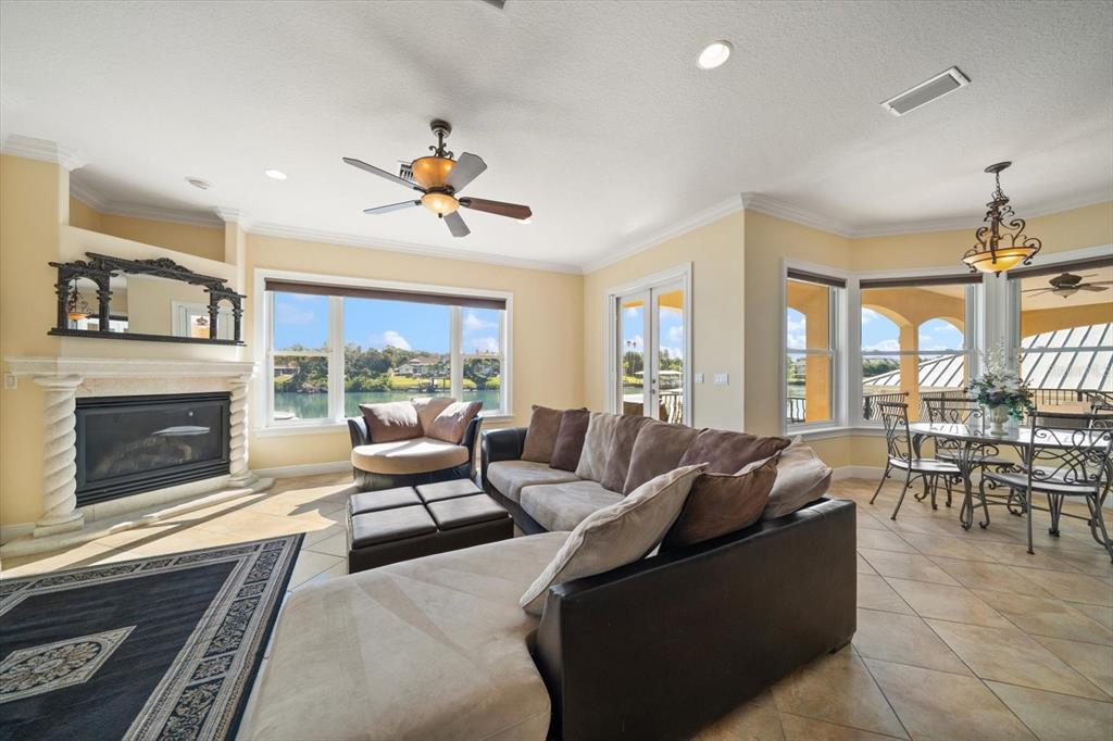 Largo, Florida, 33770, United States, 5 Bedrooms Bedrooms, ,4 BathroomsBathrooms,Residential,For Sale,2002964