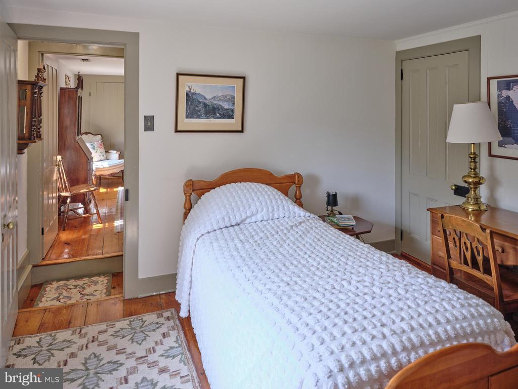 Newtown, Pennsylvania, 18940, United States, 4 Bedrooms Bedrooms, ,4 BathroomsBathrooms,Residential,For Sale,1995554