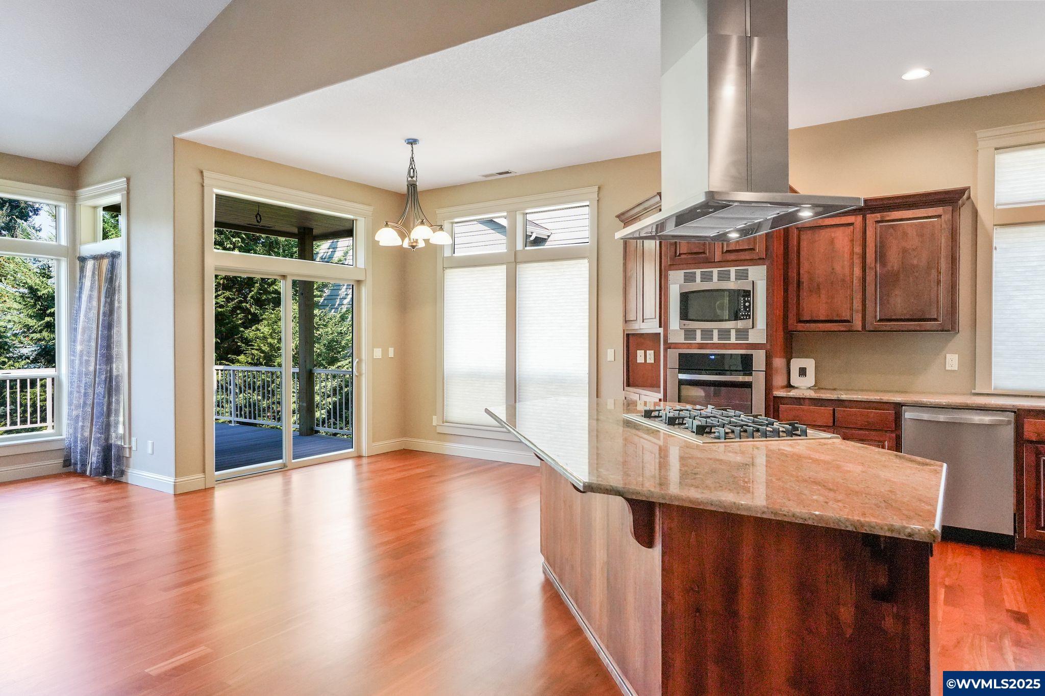 Salem, Oregon, 97306, United States, 4 Bedrooms Bedrooms, ,3 BathroomsBathrooms,Residential,For Sale,1906956