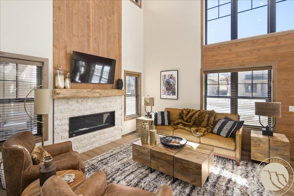 Red Lodge, Montana, 59068, United States, 3 Bedrooms Bedrooms, ,3 BathroomsBathrooms,Residential,For Sale,1939083