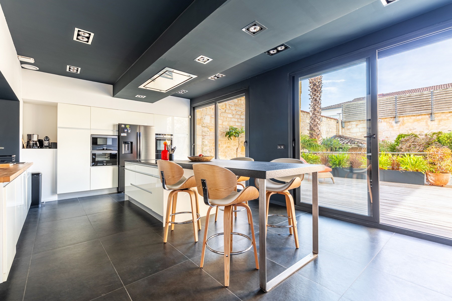  BORDEAUX - HEART OF CHARTRONS - EXCEPTIONAL APARTMENT 285M² - GARDEN / TERRACE … - 物件實景