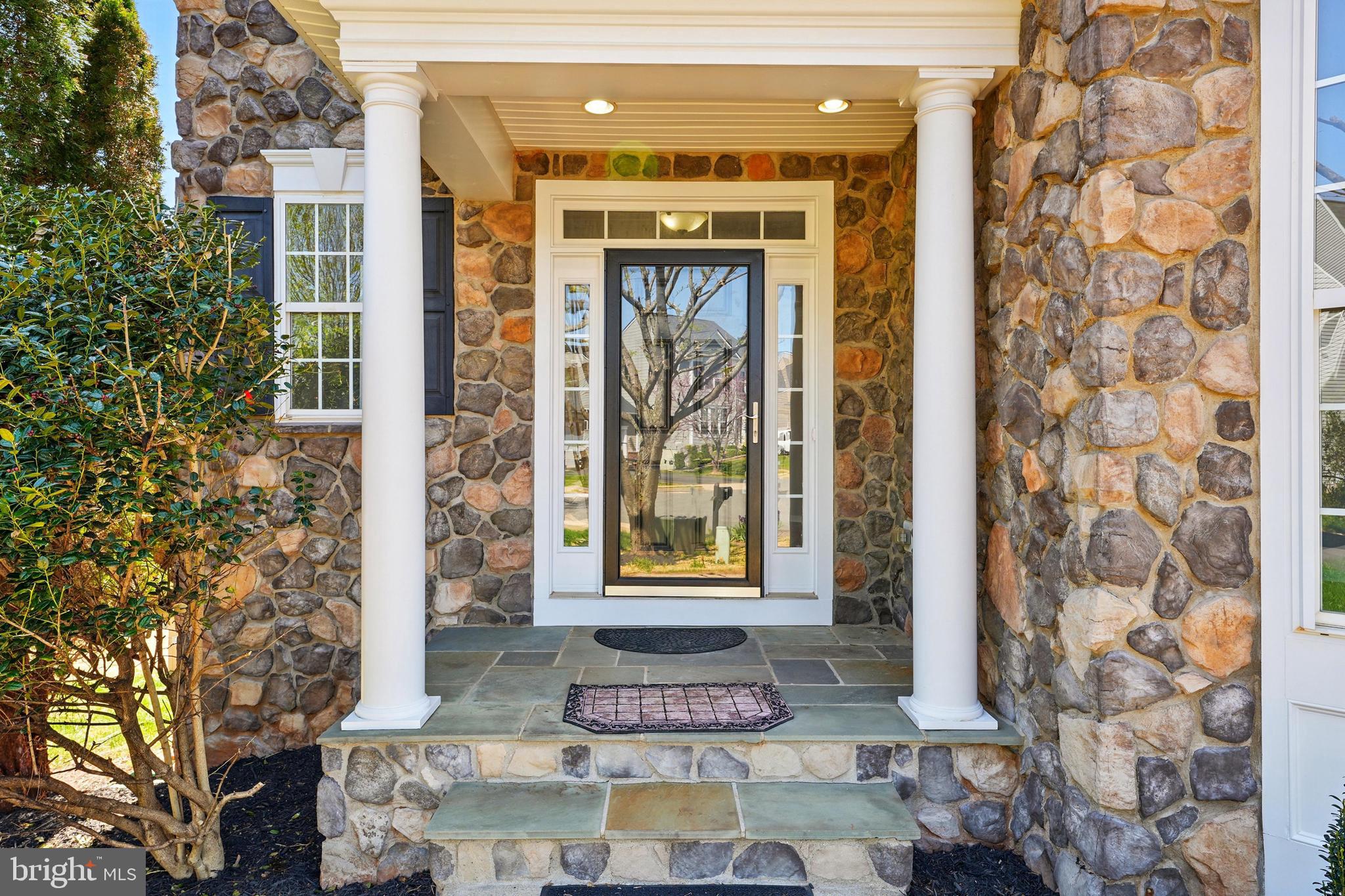 Culpeper, Virginia, 22701, United States, 5 Bedrooms Bedrooms, ,5 BathroomsBathrooms,Residential,For Sale,1841439