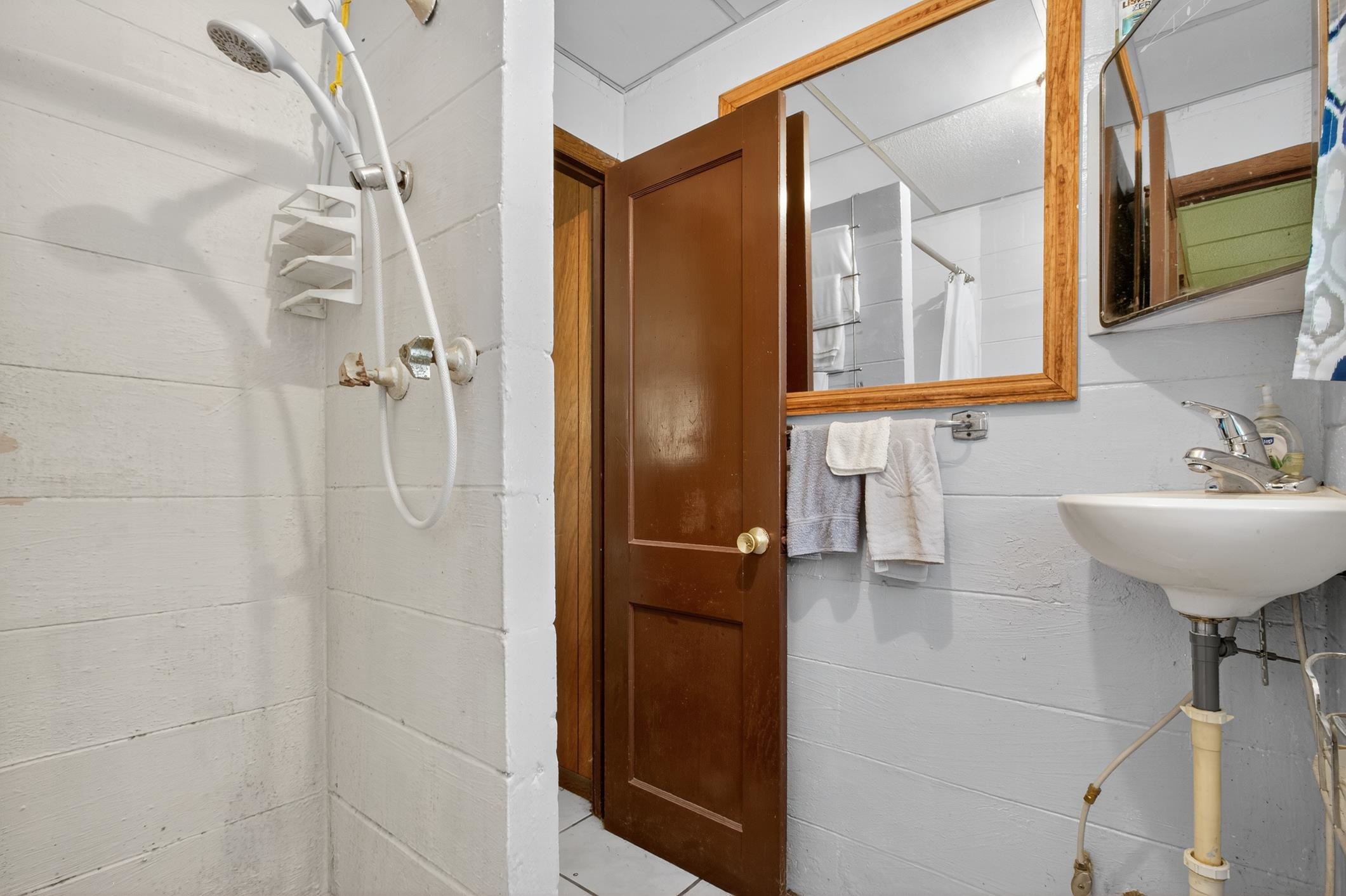 Crescent City, Florida, 32112, United States, 5 Bedrooms Bedrooms, ,3 BathroomsBathrooms,Residential,For Sale,1981097