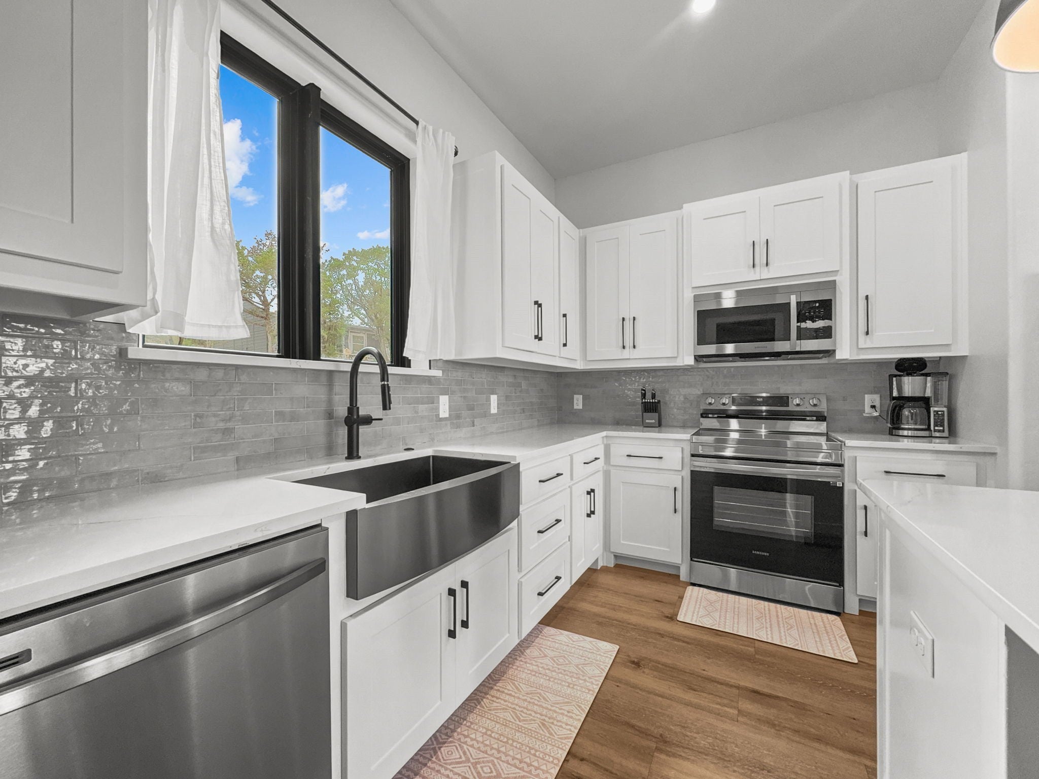 Graford, Texas, 76449, United States, 3 Bedrooms Bedrooms, ,2 BathroomsBathrooms,Residential,For Sale,1980181