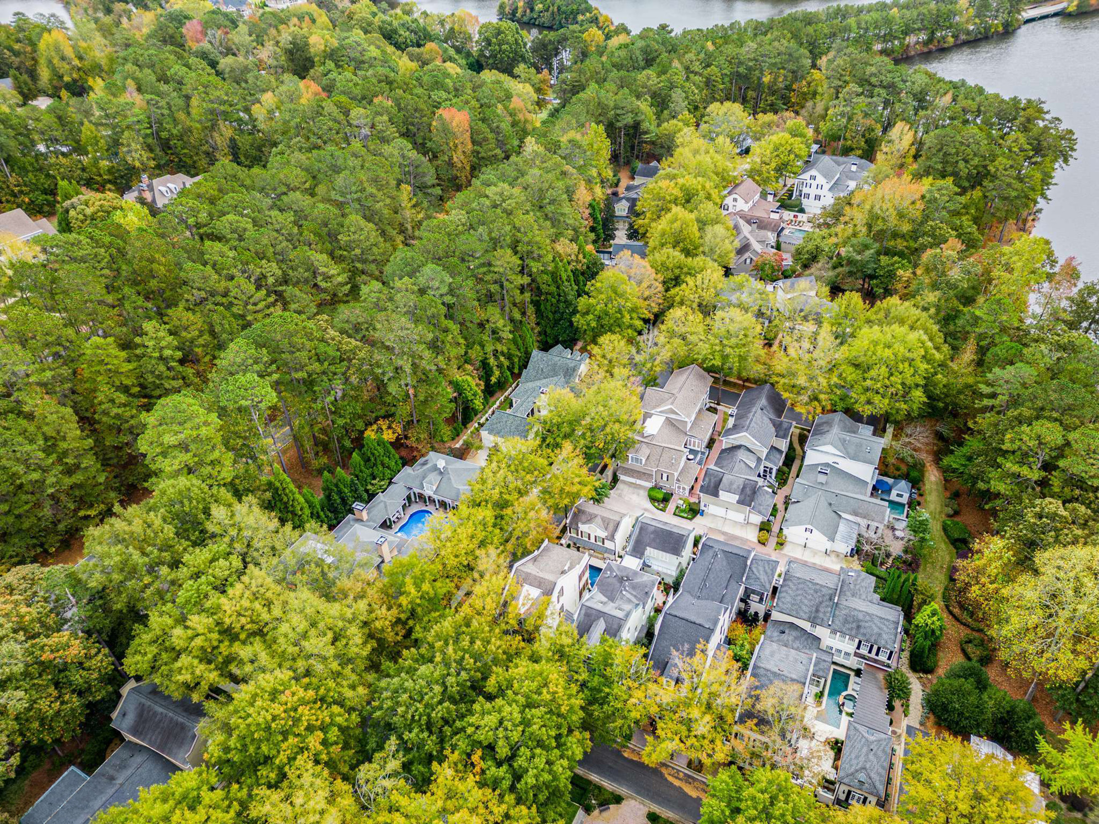  Exceptional Southern Elegance in Peachtree City