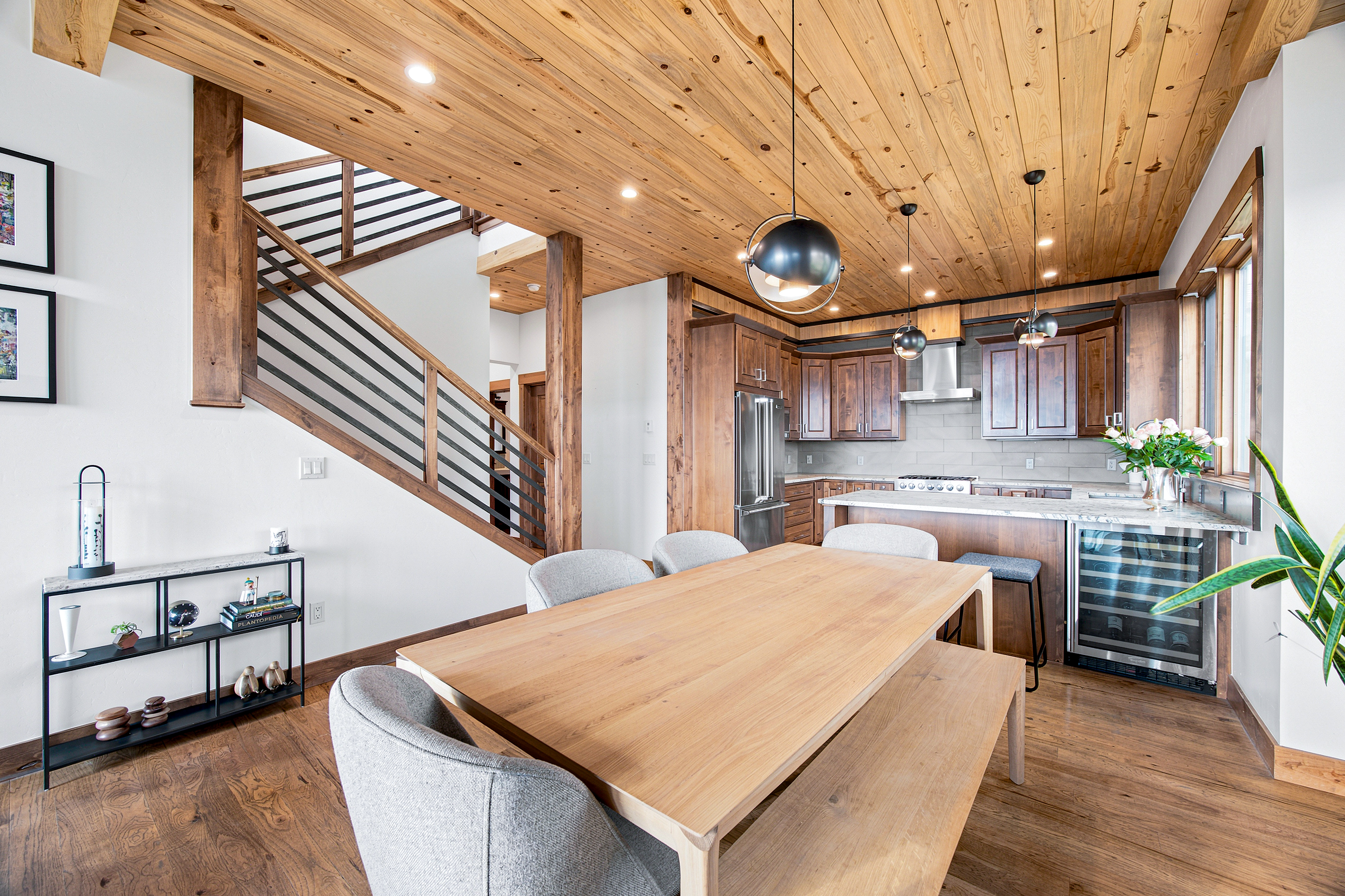  Enjoy Exceptional Southern and Western Mountain Views in Wildridge - 物件實景
