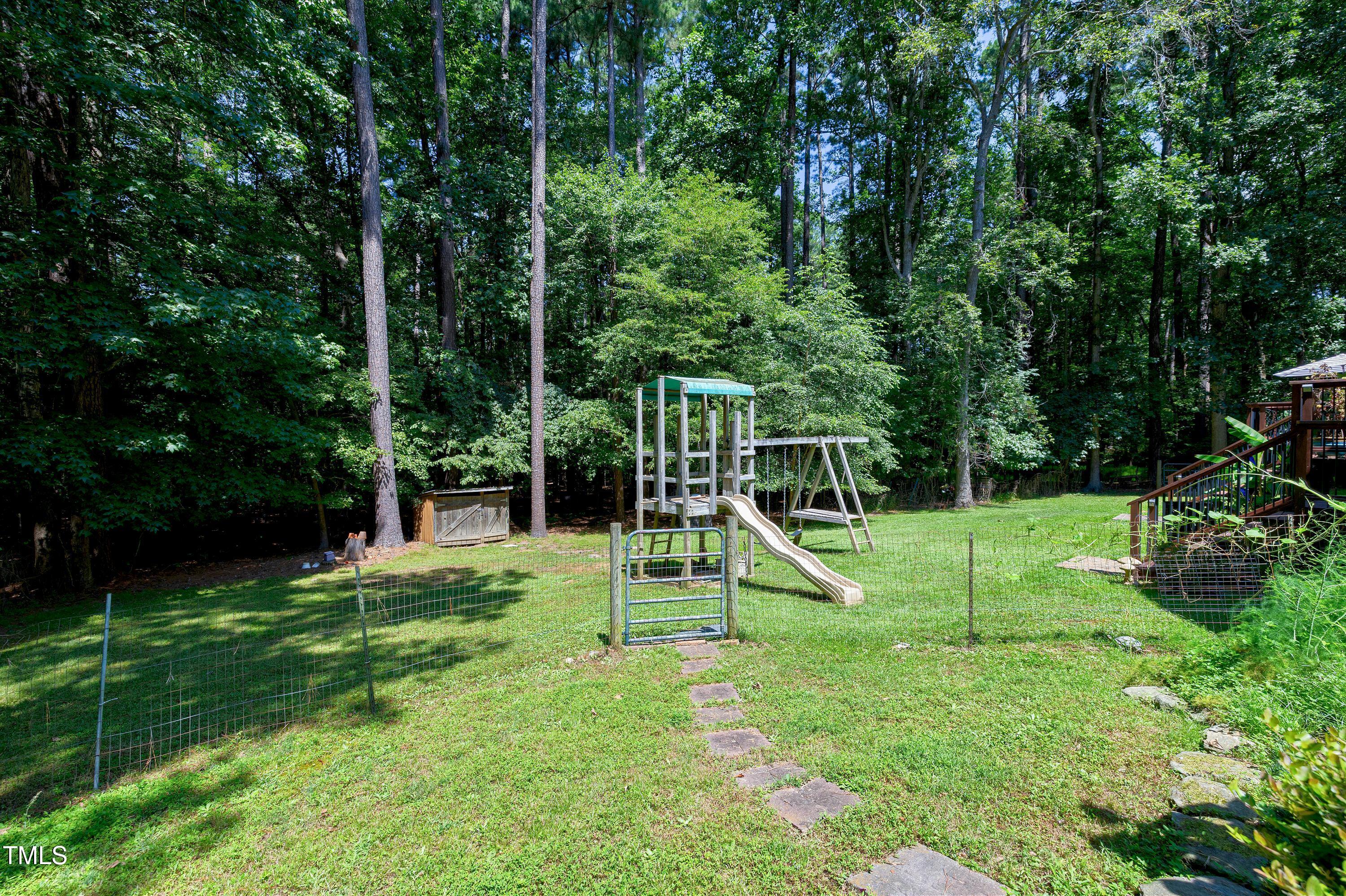 Raleigh, North Carolina, 27606, United States, 3 Bedrooms Bedrooms, ,3 BathroomsBathrooms,Residential,For Sale,1941064