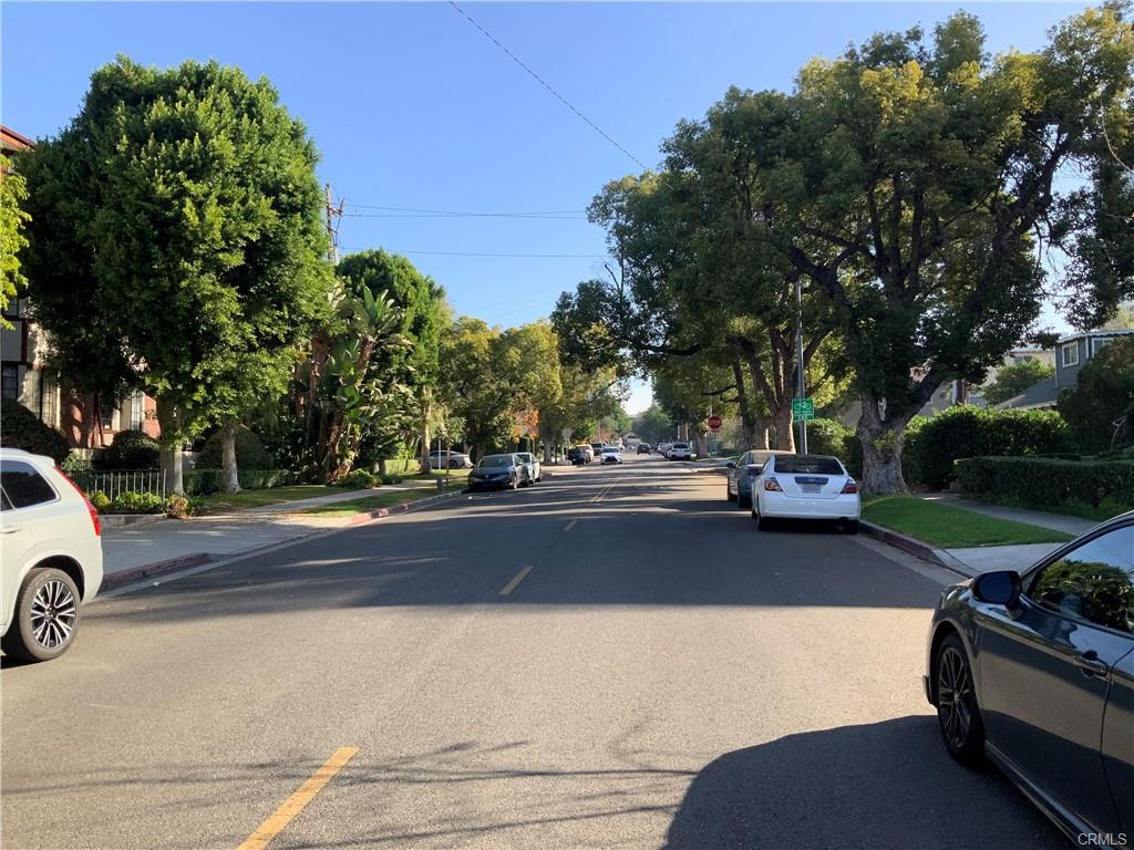 Glendale, California, 91203, United States, 1 Bedroom Bedrooms, ,1 BathroomBathrooms,Residential,For Sale,1969295