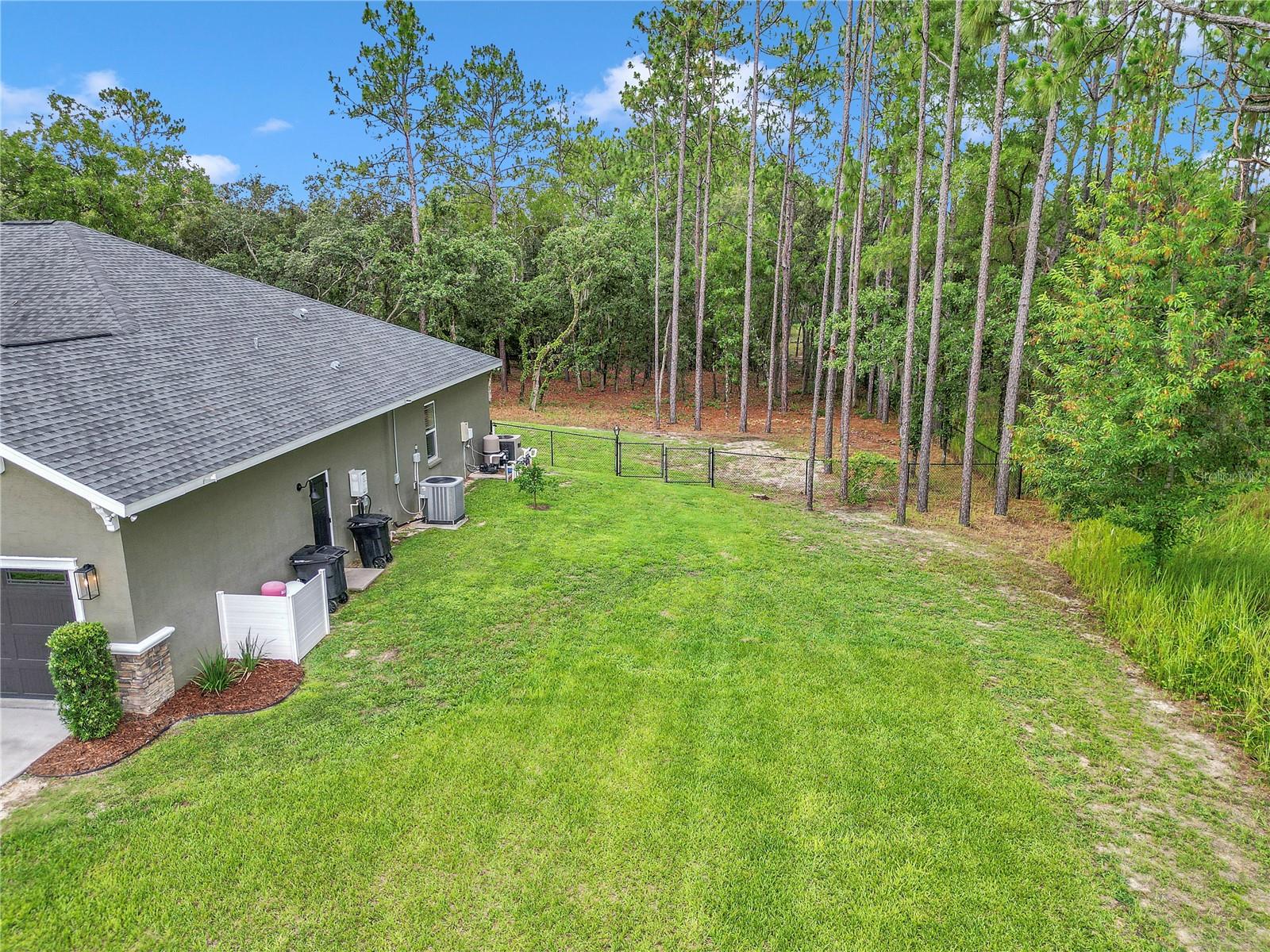 BEVERLY HILLS, Florida, 34465, United States, 3 Bedrooms Bedrooms, ,2 BathroomsBathrooms,Residential,For Sale,1865390