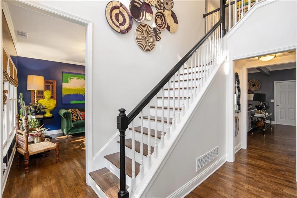 Atlanta, Georgia, 30318, United States, 3 Bedrooms Bedrooms, ,3 BathroomsBathrooms,Residential,For Sale,1892490