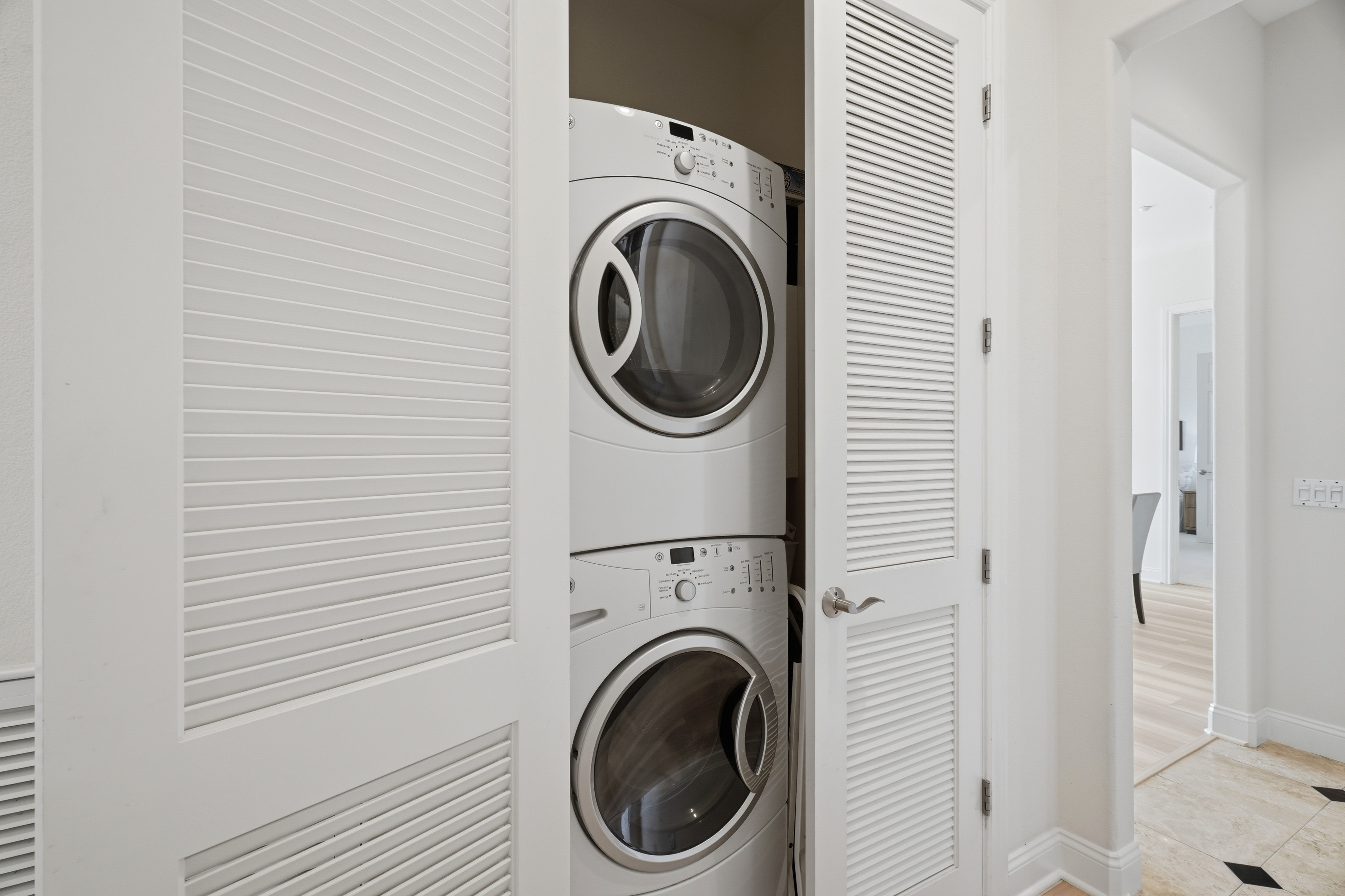  Rarely Available Penthouse In Upscale Willow Glen Community - 物件實景