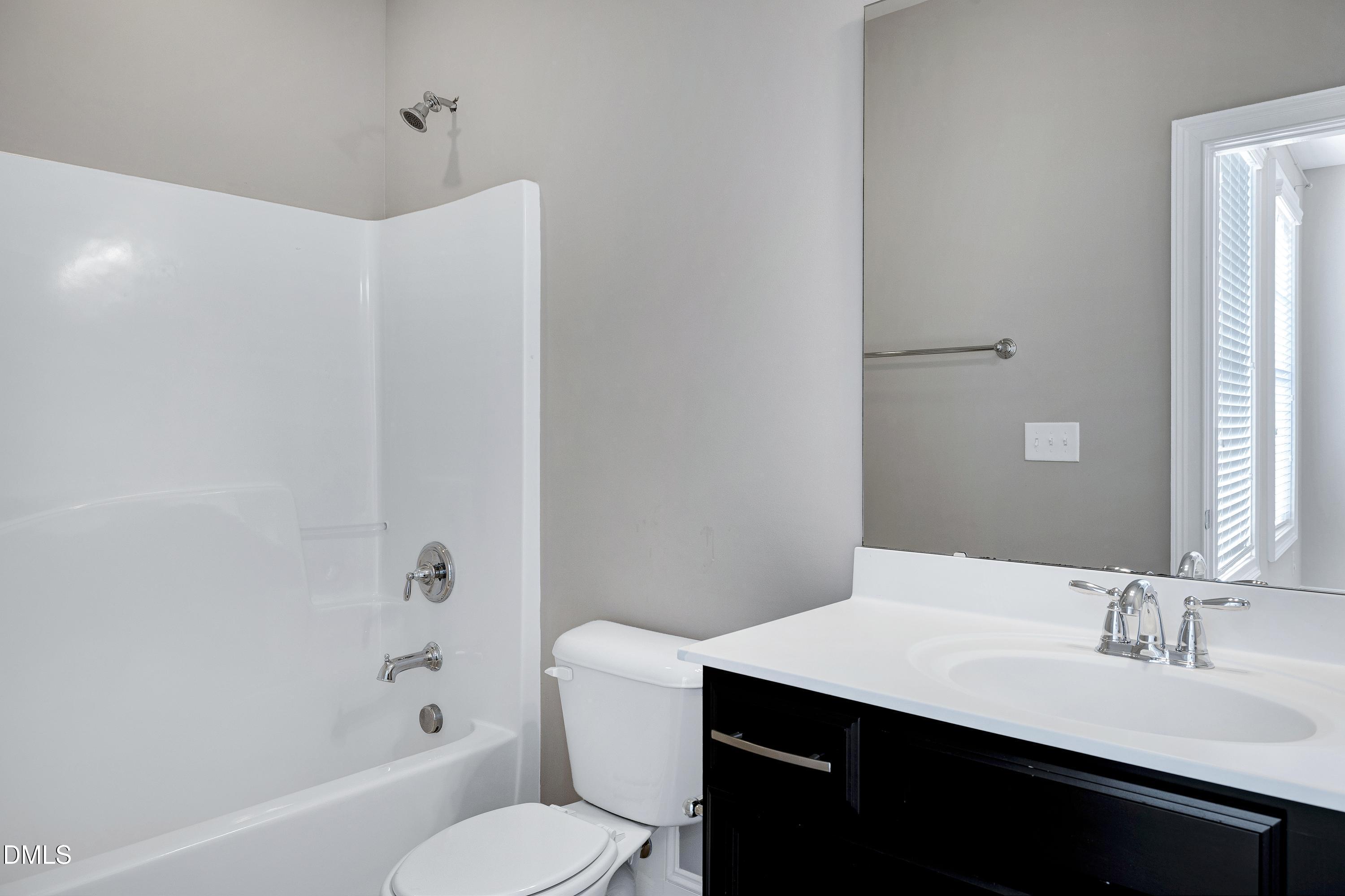 Apex, North Carolina, 27539, United States, 5 Bedrooms Bedrooms, ,5 BathroomsBathrooms,Residential,For Sale,2003181