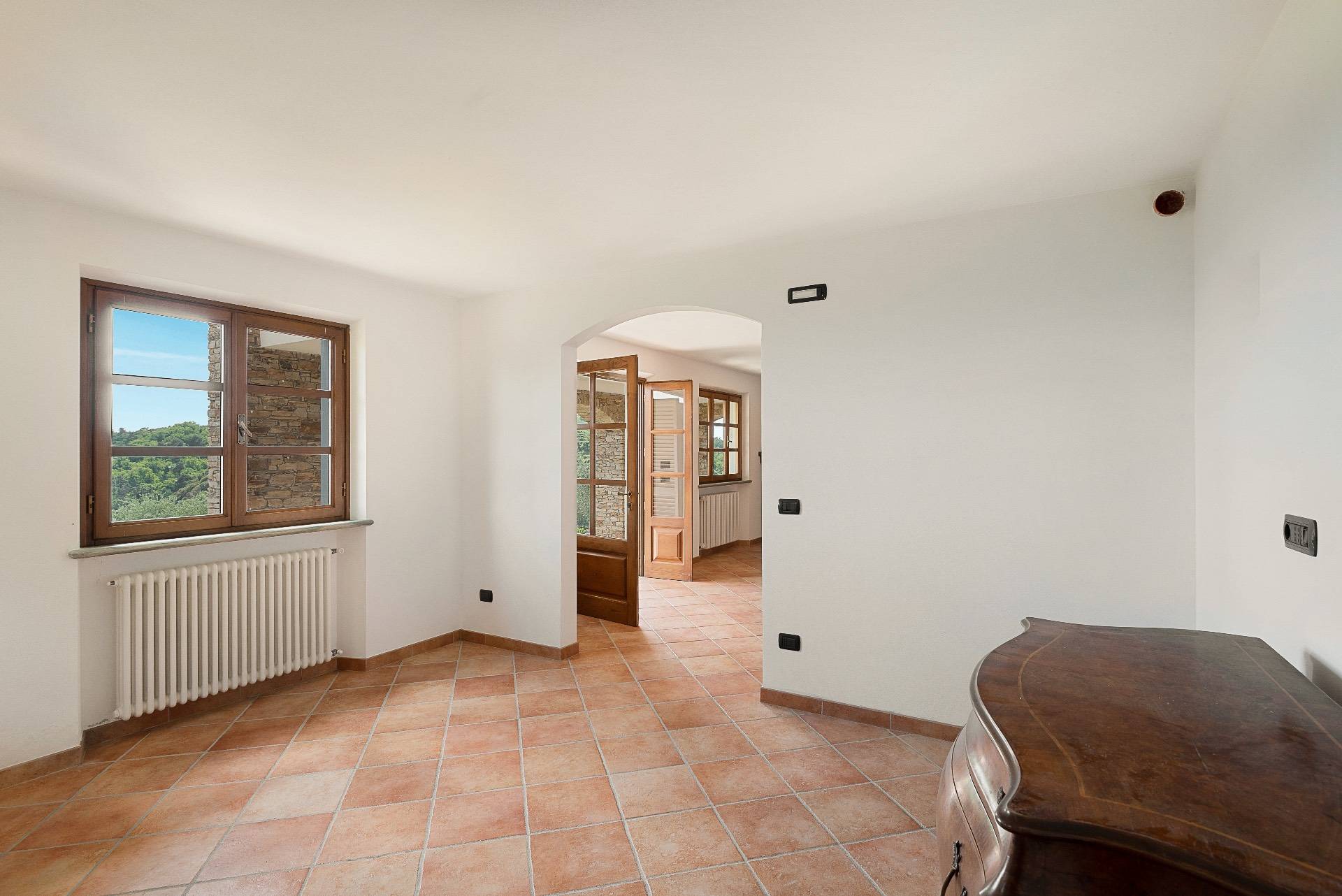 Via Pescino, Pietrasanta, Lucca, 55045, IT, 4 Bedrooms Bedrooms, ,4 BathroomsBathrooms,Residential,For Sale,Via Pescino,1534158
