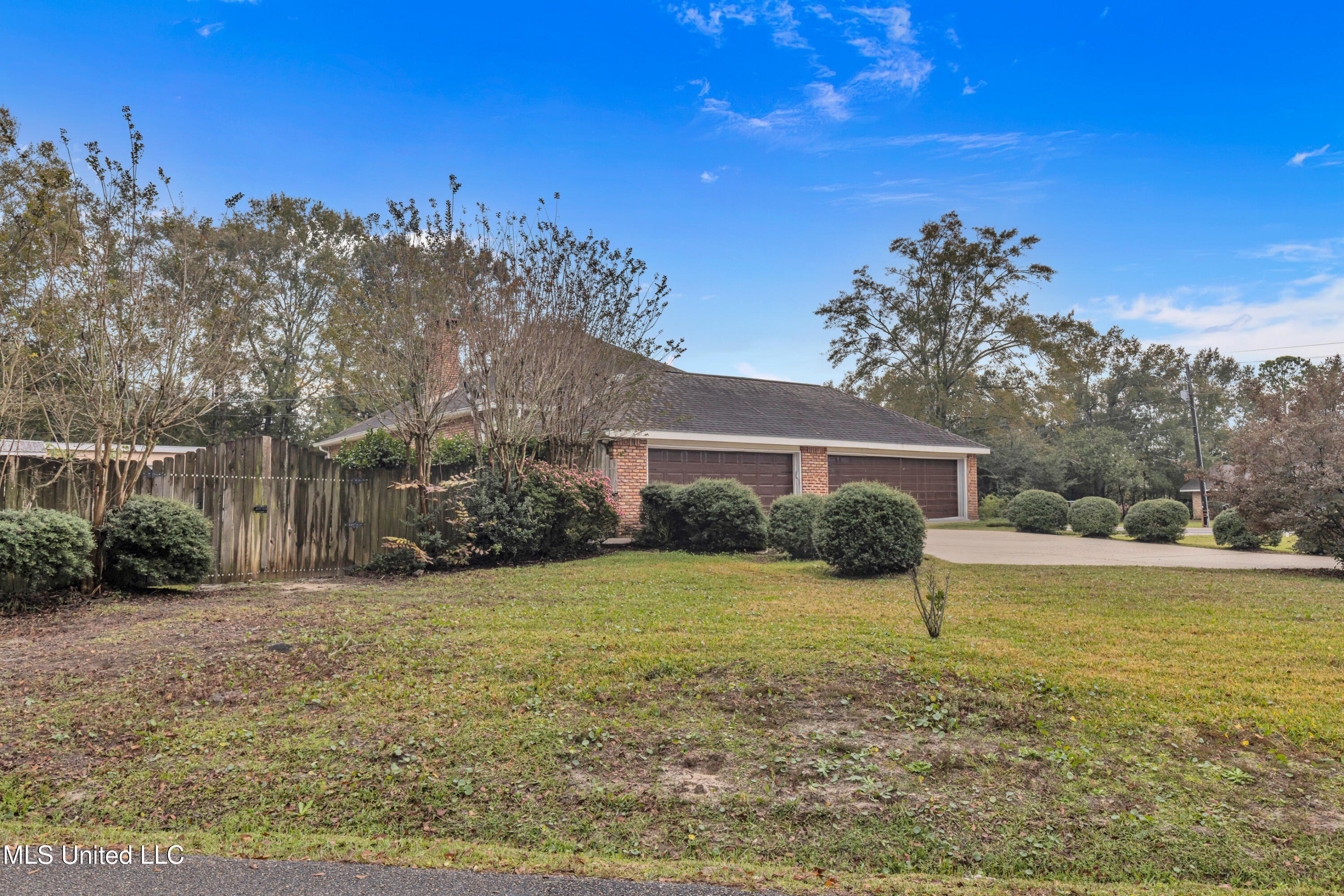 Waveland, Mississippi, 39576, United States, 3 Bedrooms Bedrooms, ,3 BathroomsBathrooms,Residential,For Sale,1942689