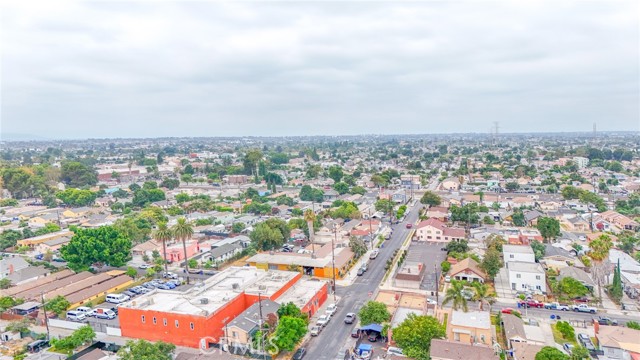 Los Angeles, California, 90002, United States, 3 Bedrooms Bedrooms, ,1 BathroomBathrooms,Residential,For Sale,1937405