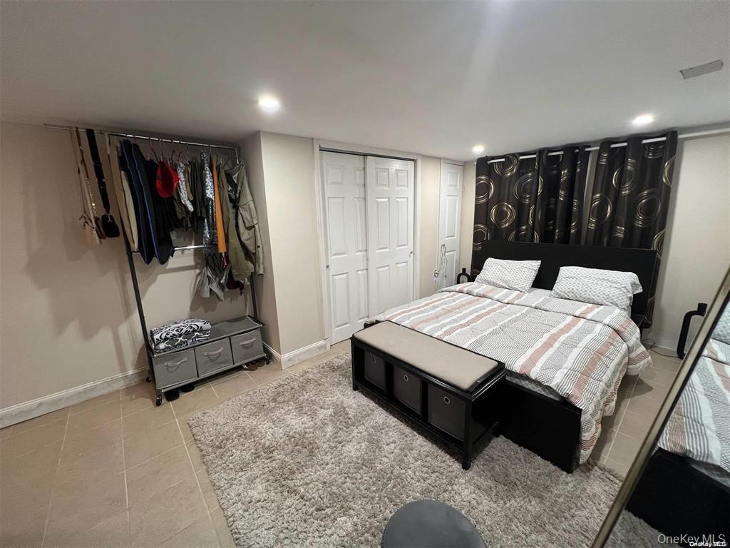 Farmingville, New York, 11738, United States, 4 Bedrooms Bedrooms, ,2 BathroomsBathrooms,Residential,For Sale,1840283