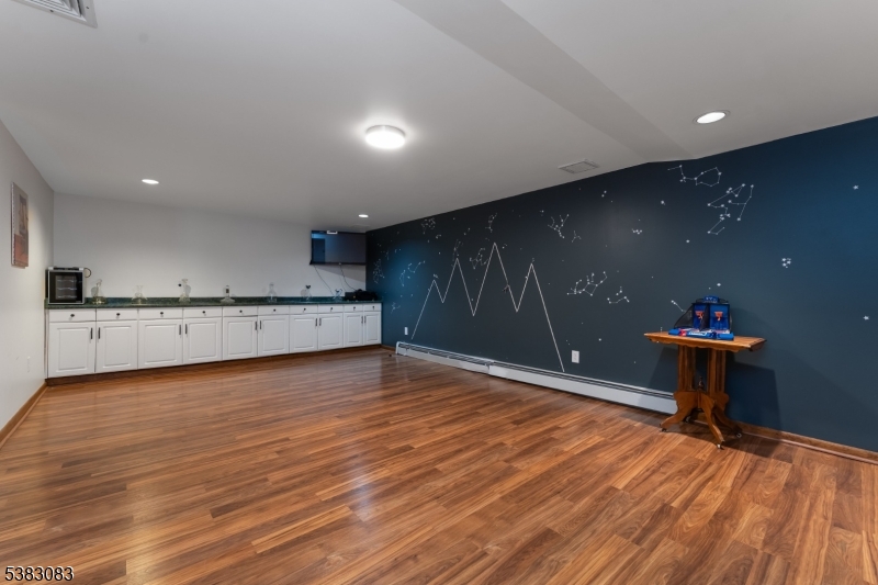 Washington Twp., New Jersey, 07830, United States, 4 Bedrooms Bedrooms, ,4 BathroomsBathrooms,Residential,For Sale,1950864