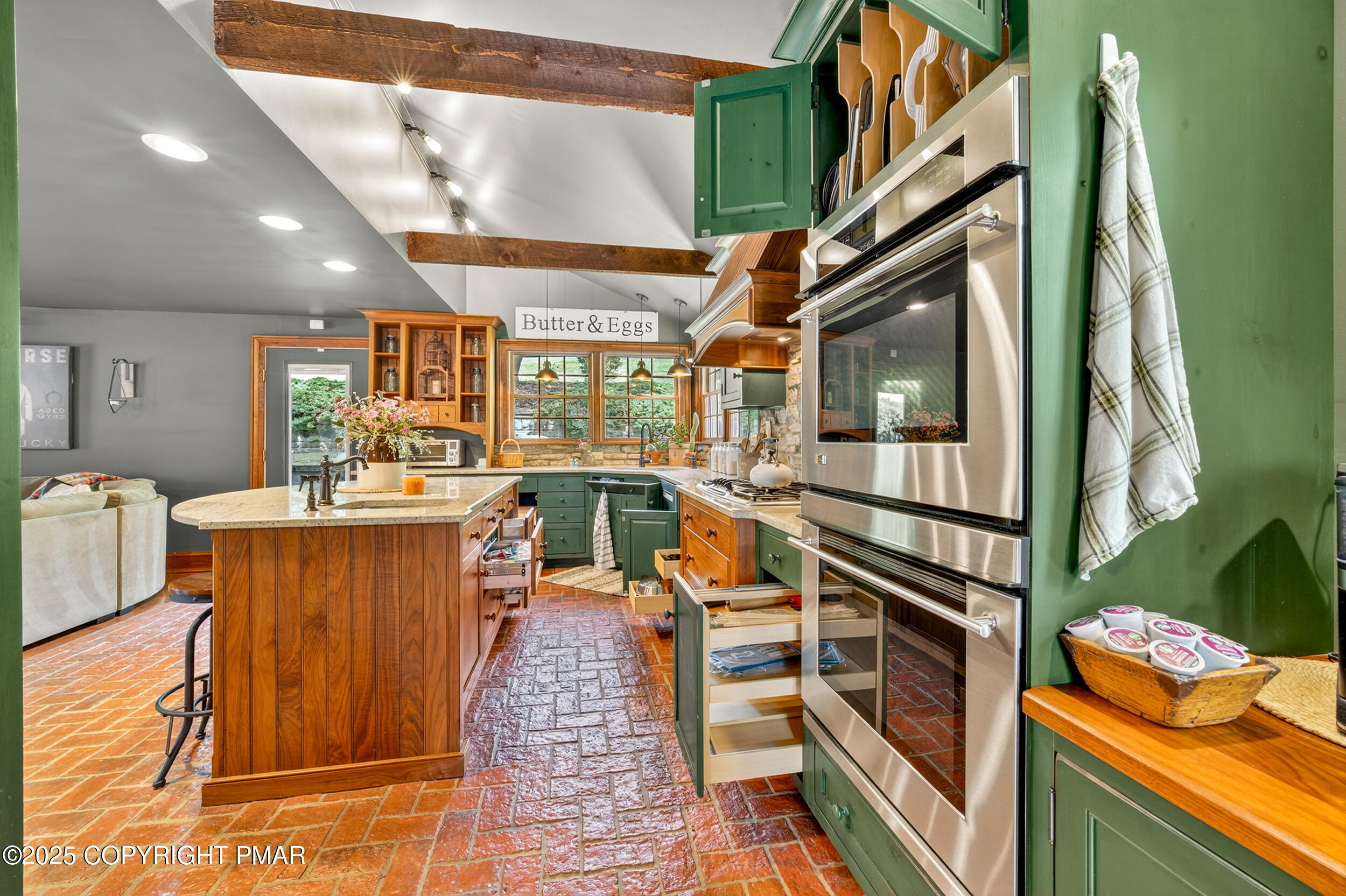 Bangor, Pennsylvania, 18013, United States, 3 Bedrooms Bedrooms, ,2 BathroomsBathrooms,Residential,For Sale,1934603
