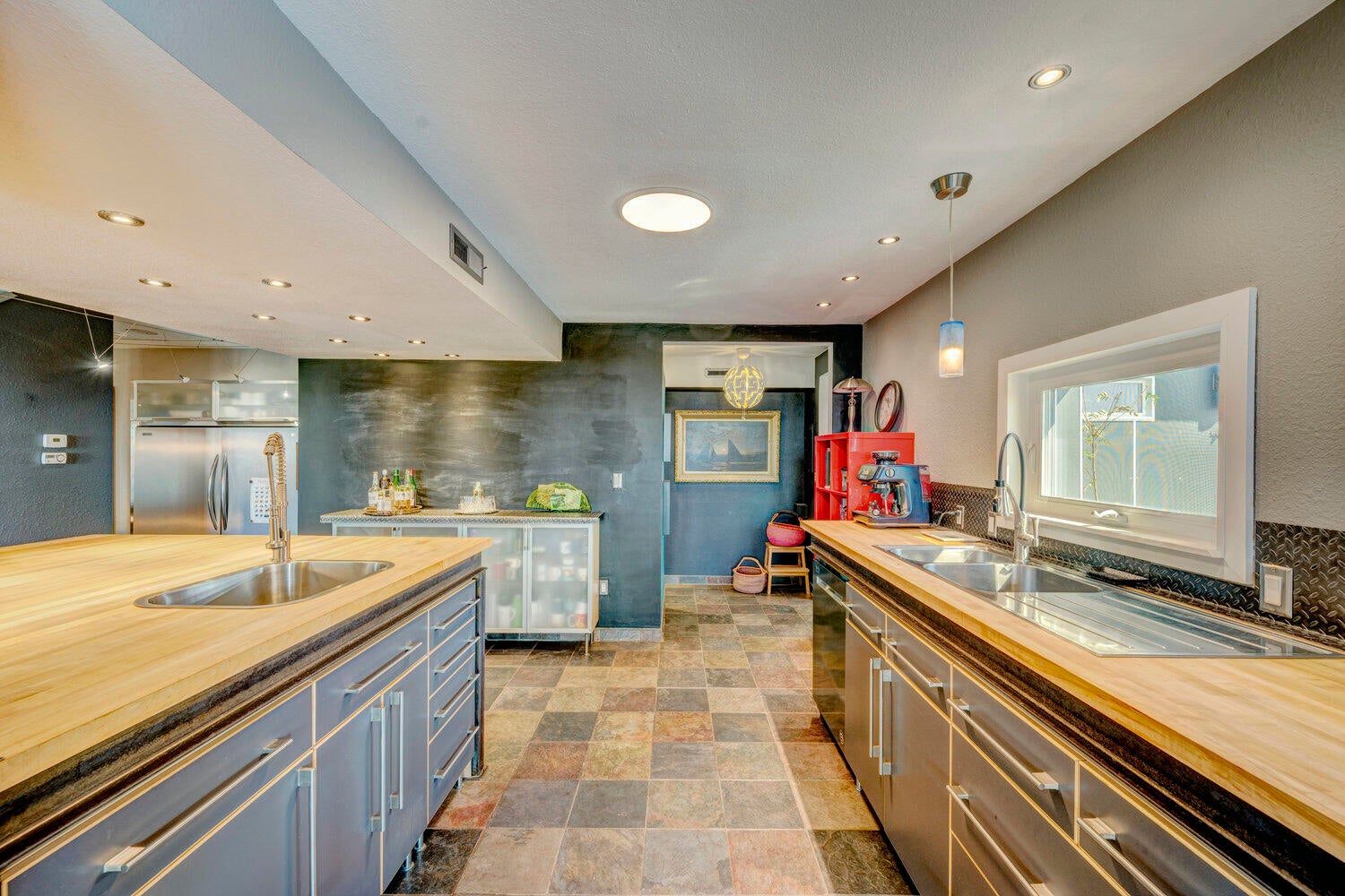 Big Horn, Wyoming, 82833, United States, 3 Bedrooms Bedrooms, ,4 BathroomsBathrooms,Residential,For Sale,1981242