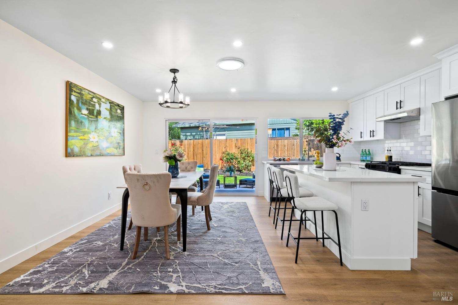 Santa Rosa, California, 95404, United States, 3 Bedrooms Bedrooms, ,2 BathroomsBathrooms,Residential,For Sale,1872467