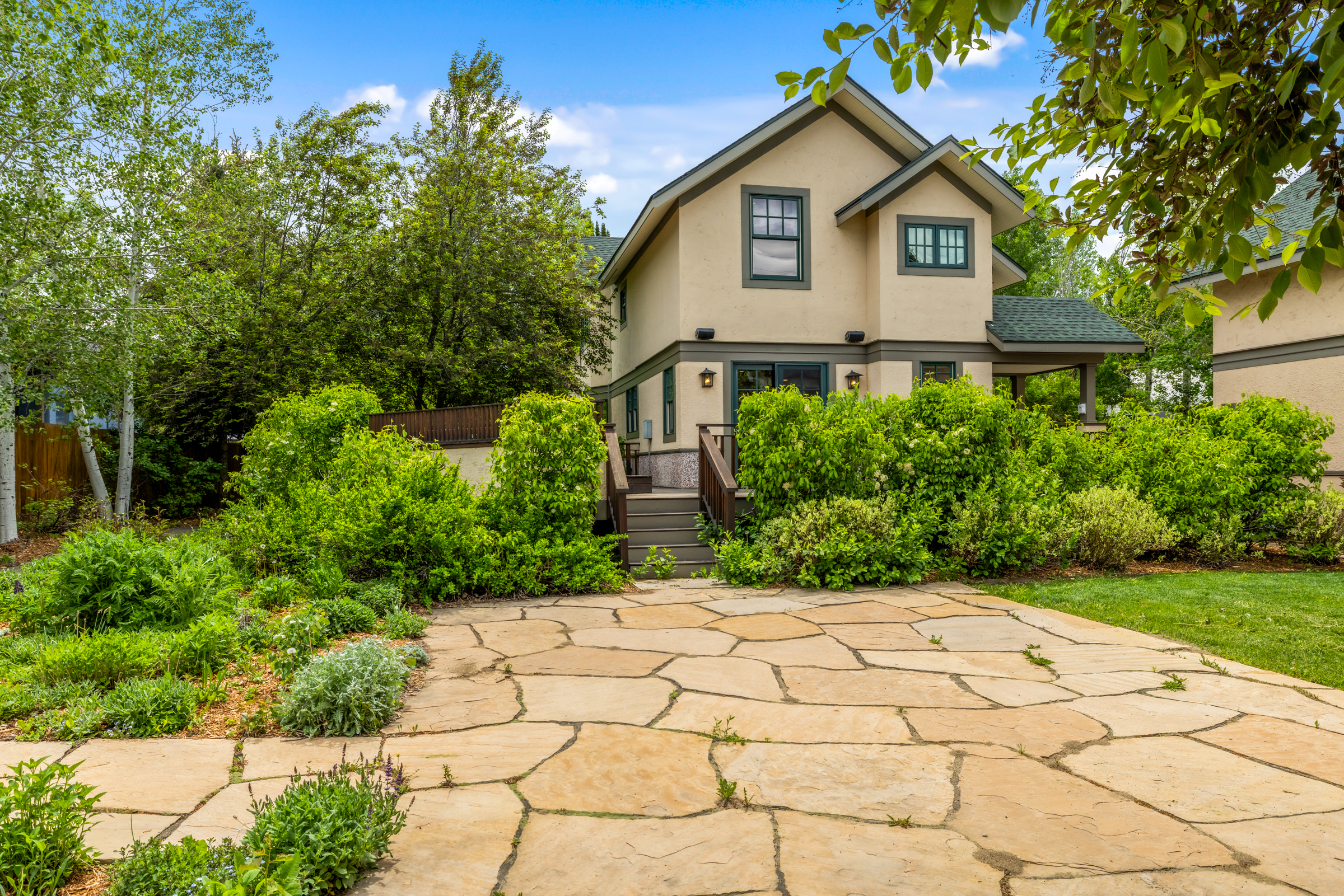  Charming Downtown Bungalow - 物件實景