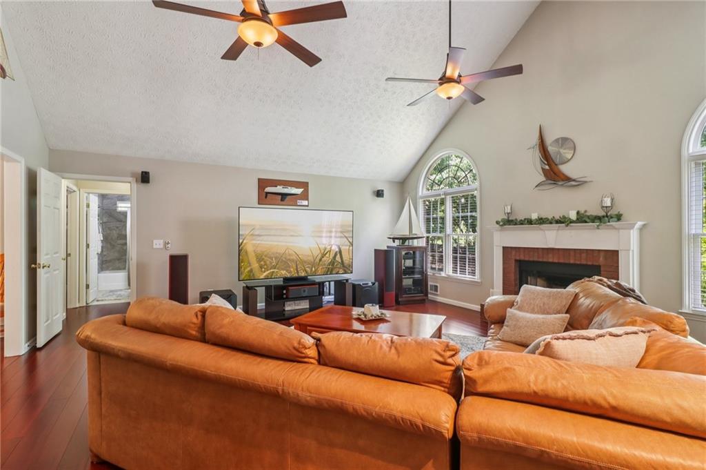 Flowery Branch, Georgia, 30542, United States, 4 Bedrooms Bedrooms, ,3 BathroomsBathrooms,Residential,For Sale,1923417