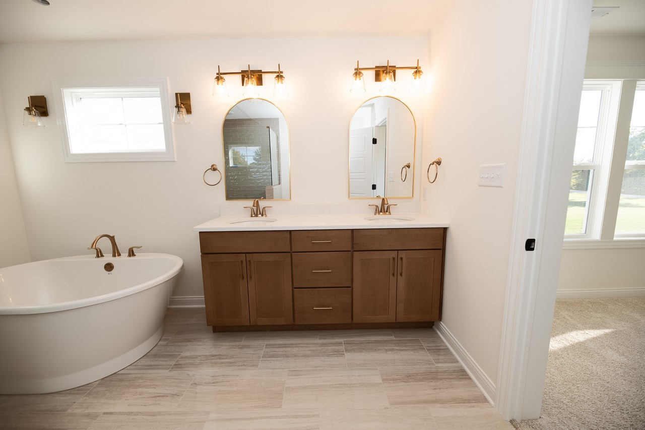 Chesterton, Indiana, 46304, United States, 4 Bedrooms Bedrooms, ,3 BathroomsBathrooms,Residential,For Sale,1982822